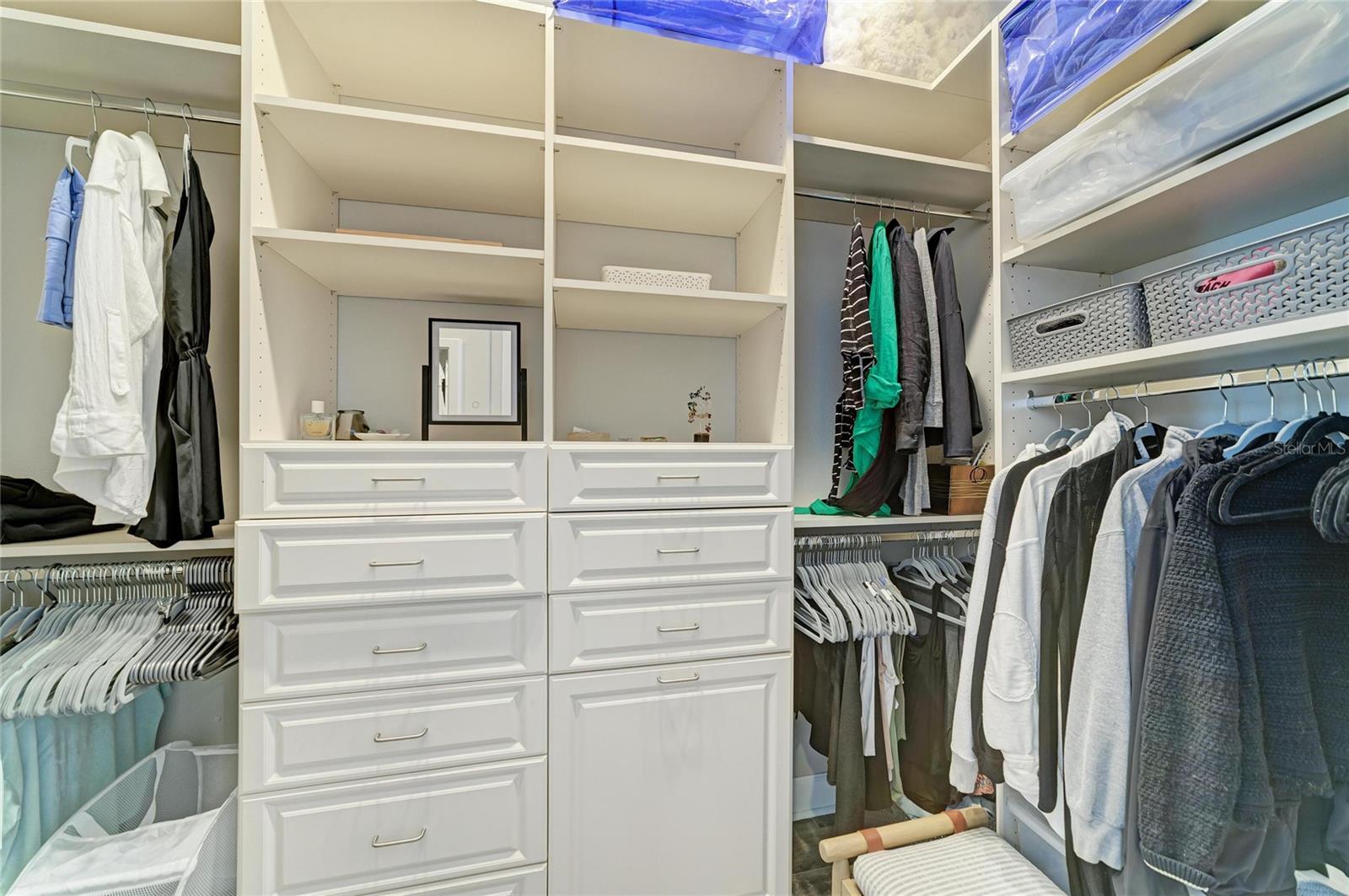 Image 35 of 98 For 348 Sapphire Lake Drive 101