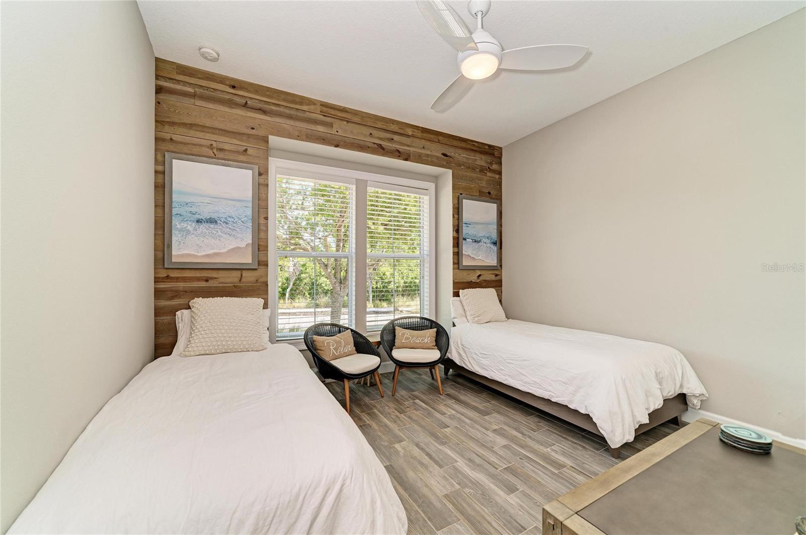 Image 45 of 98 For 348 Sapphire Lake Drive 101