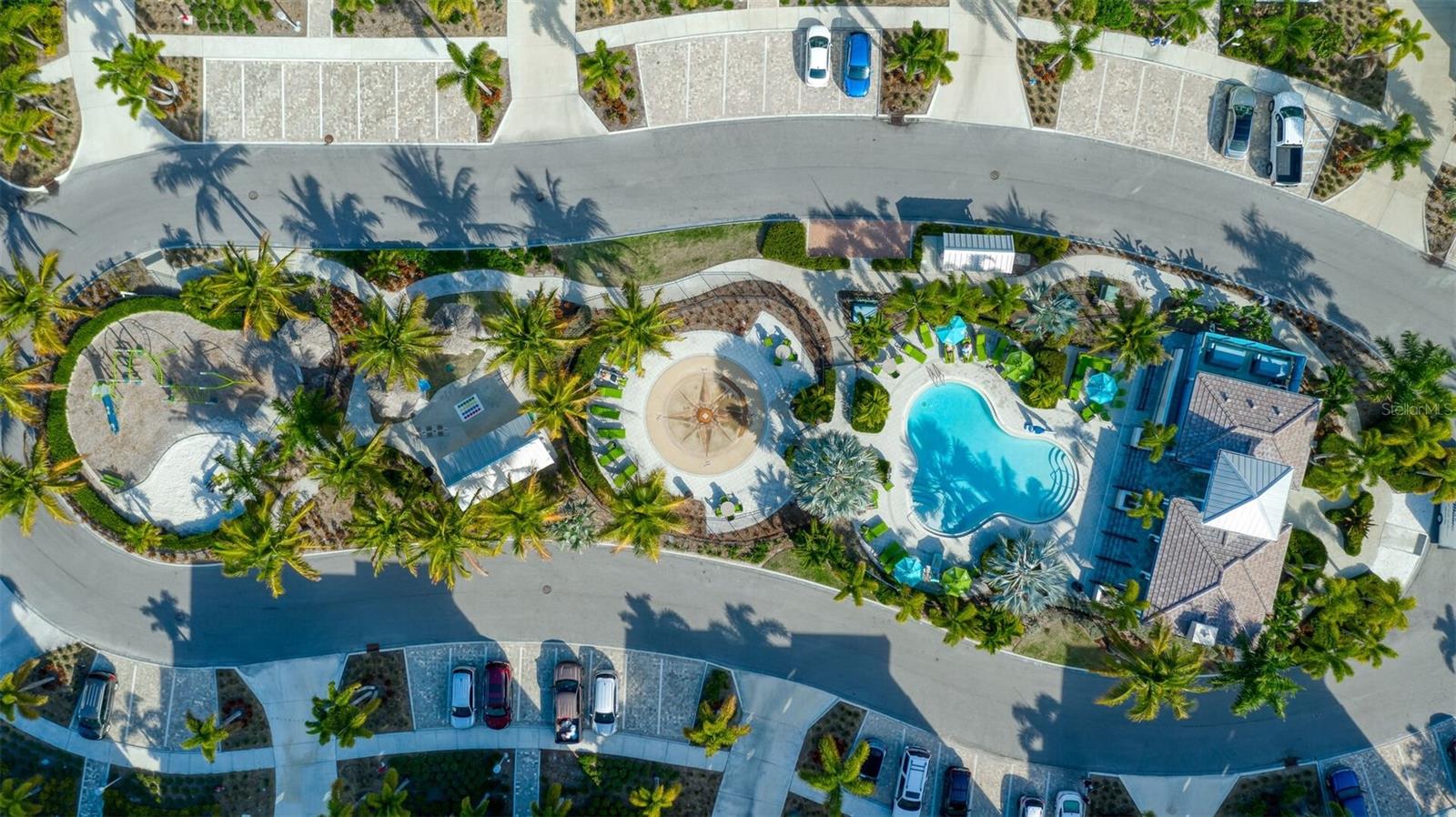 Image 83 of 98 For 348 Sapphire Lake Drive 101