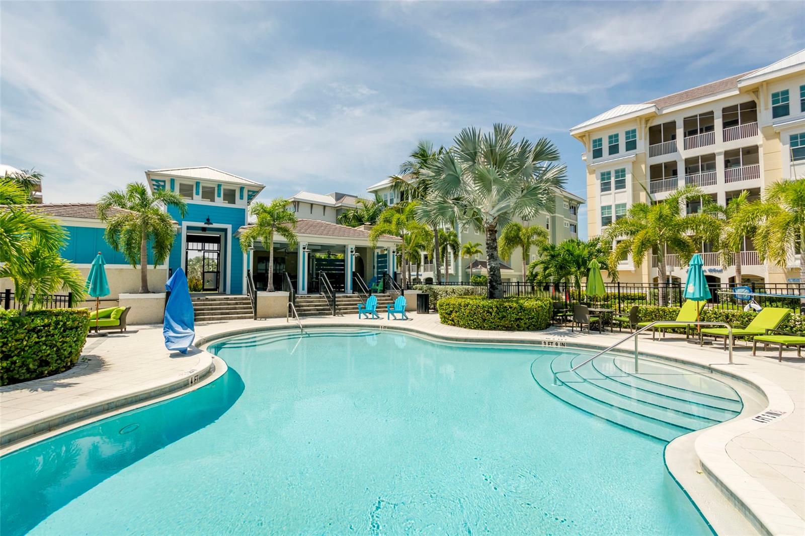 Image 85 of 98 For 348 Sapphire Lake Drive 101