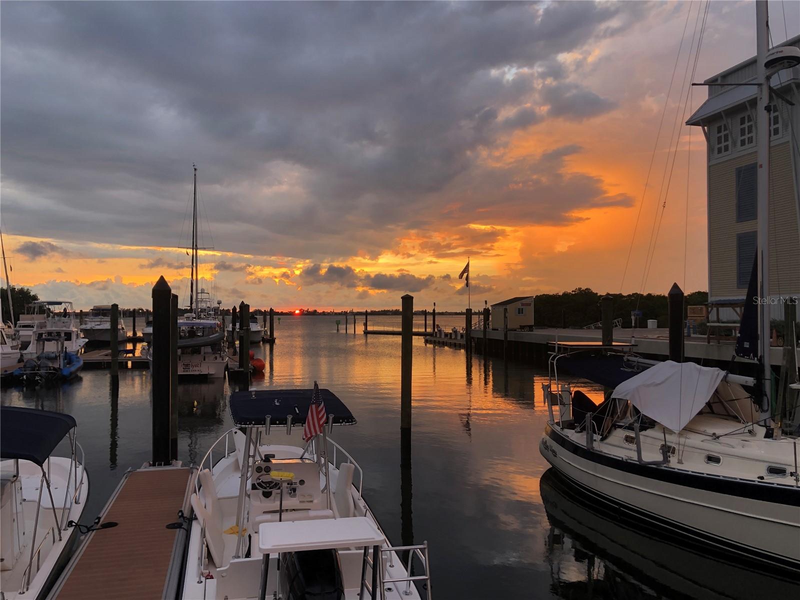 Image 94 of 98 For 348 Sapphire Lake Drive 101