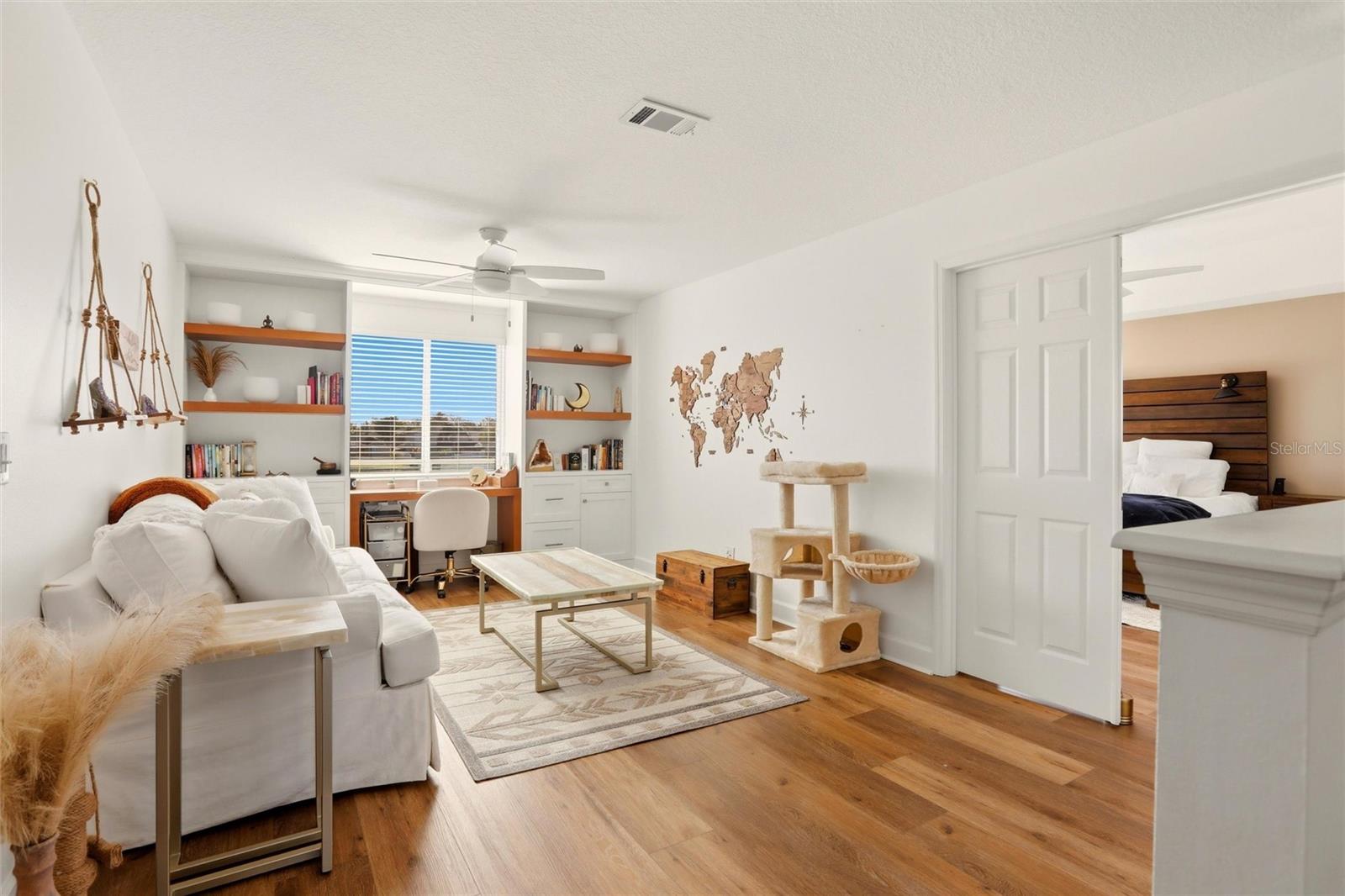 Image 21 of 68 For 6007 43rd Court E