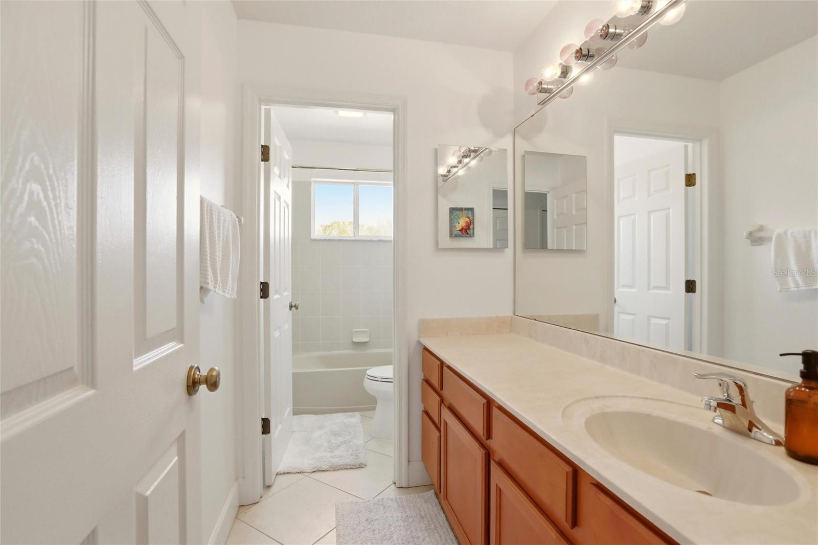 Image 27 of 68 For 6007 43rd Court E