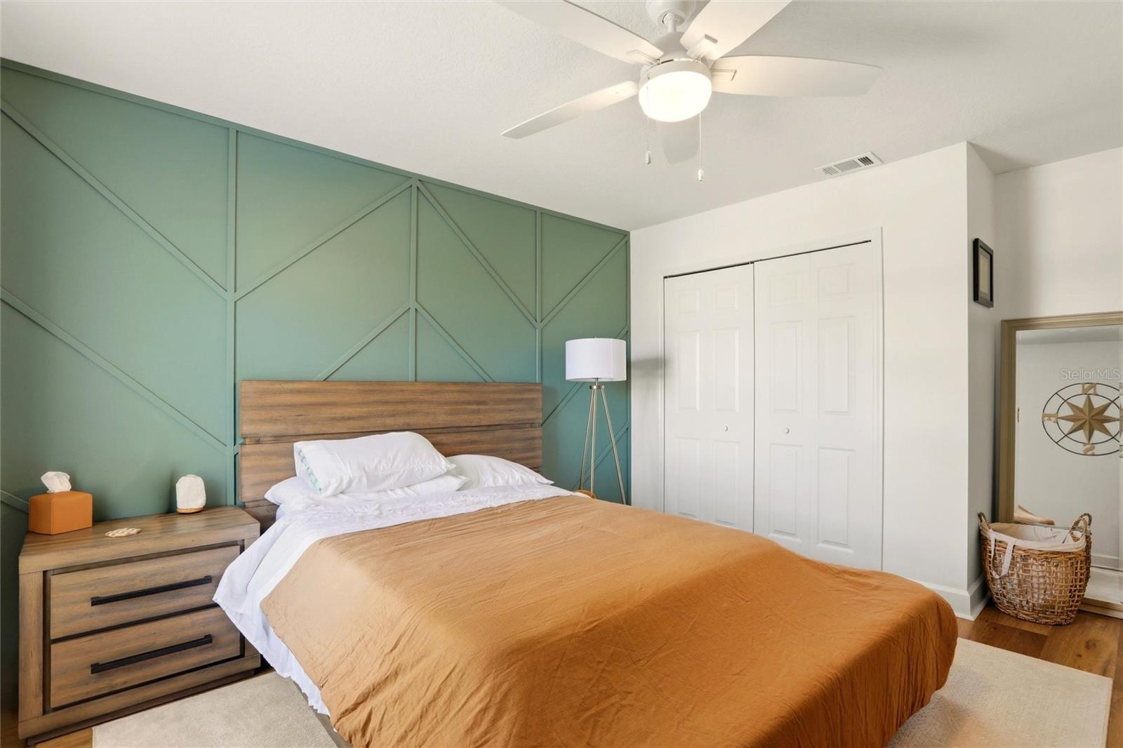 Image 29 of 68 For 6007 43rd Court E