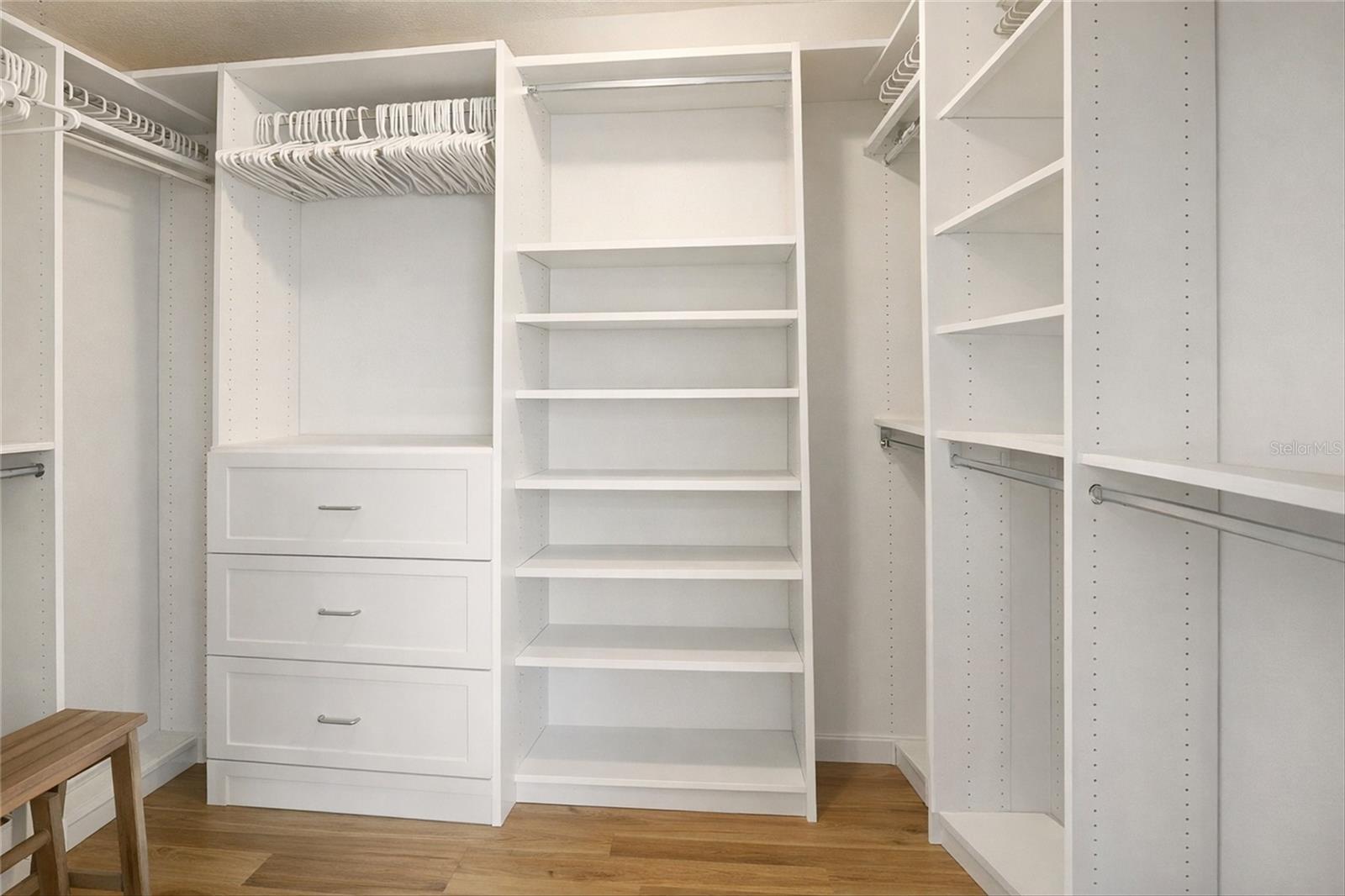 Image 36 of 68 For 6007 43rd Court E