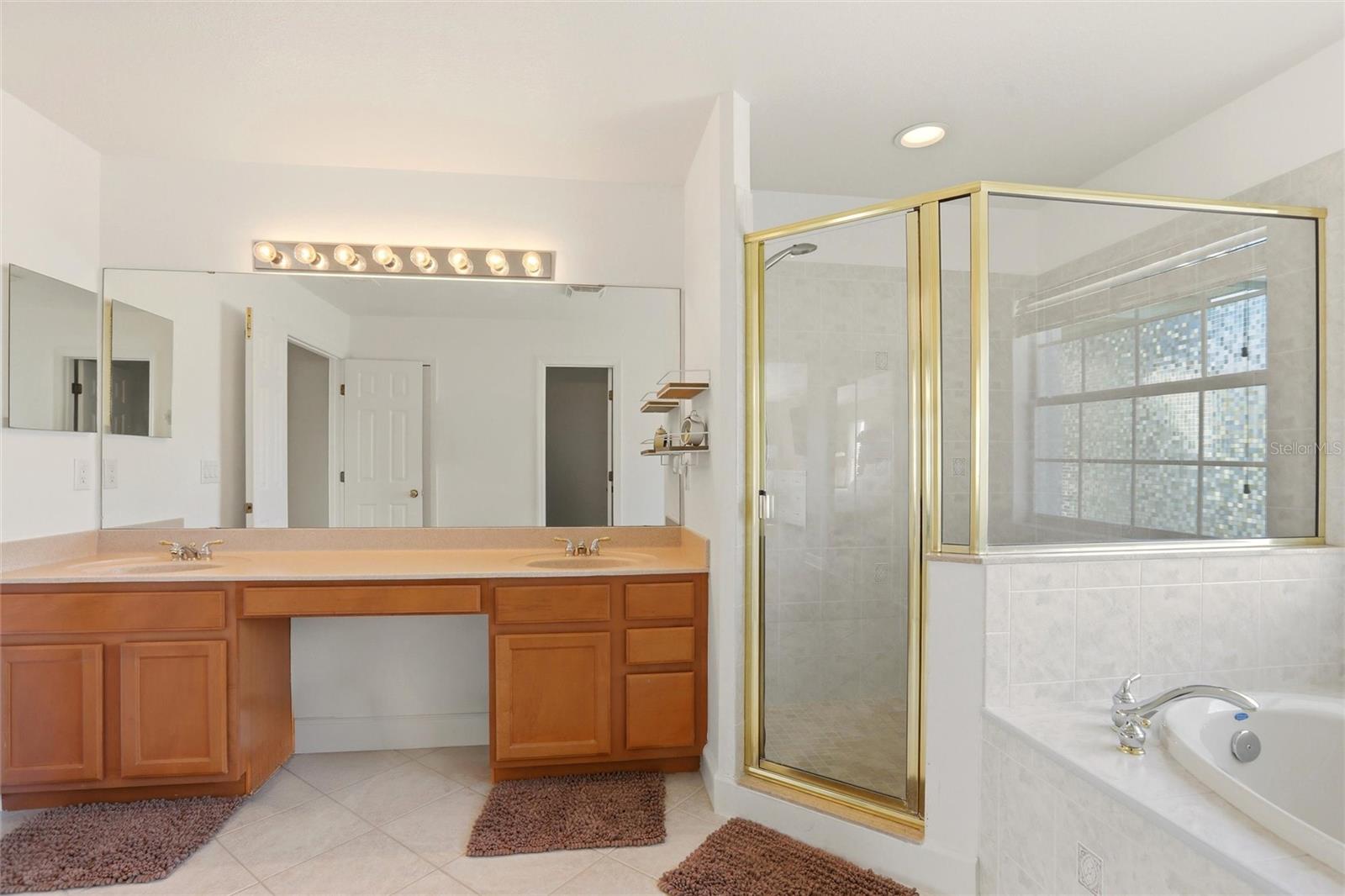 Image 39 of 68 For 6007 43rd Court E