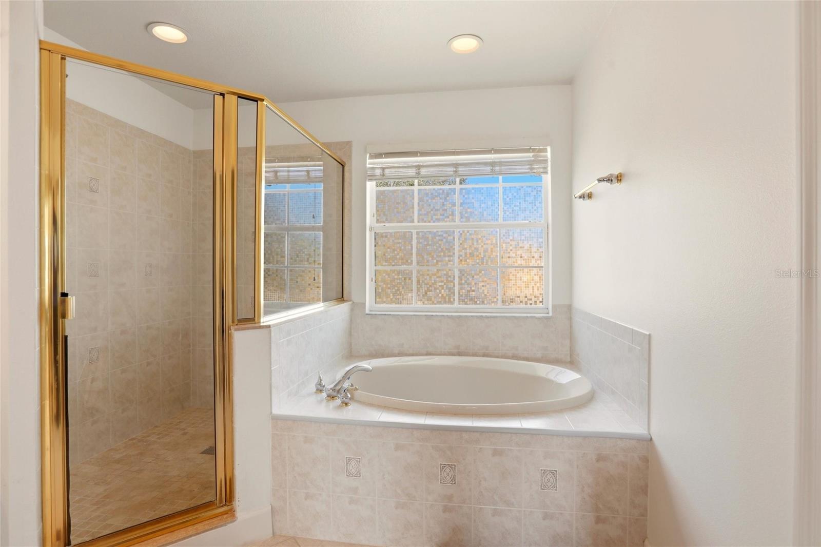 Image 41 of 68 For 6007 43rd Court E