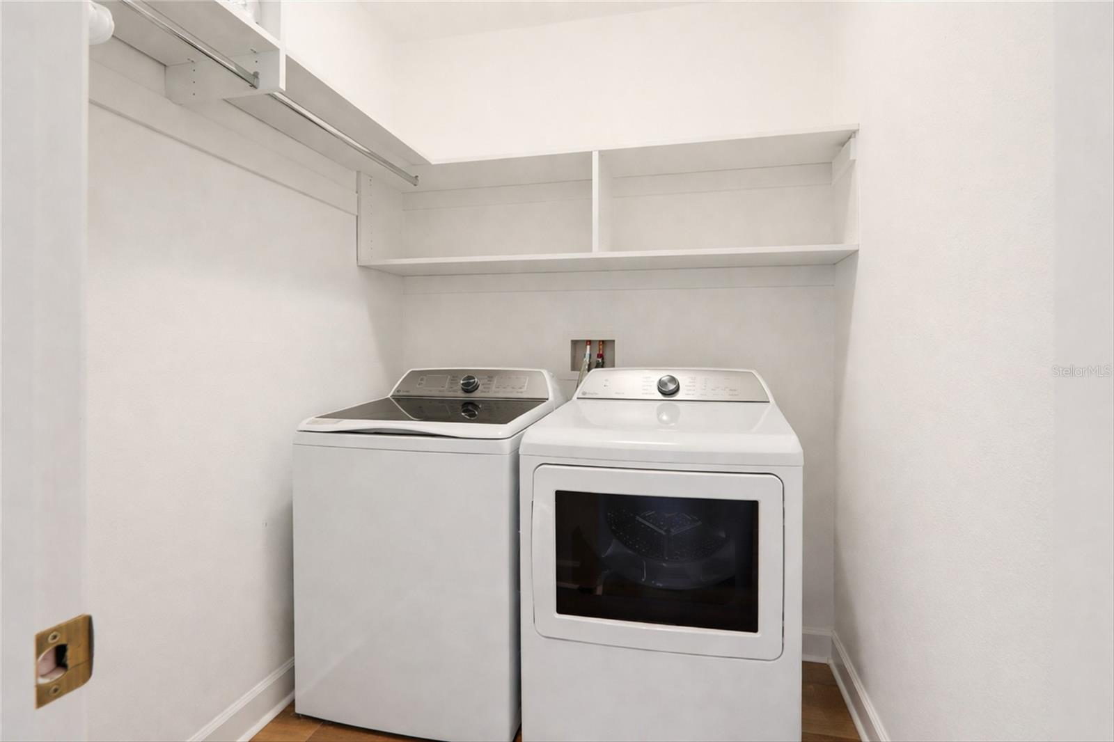 Image 48 of 68 For 6007 43rd Court E