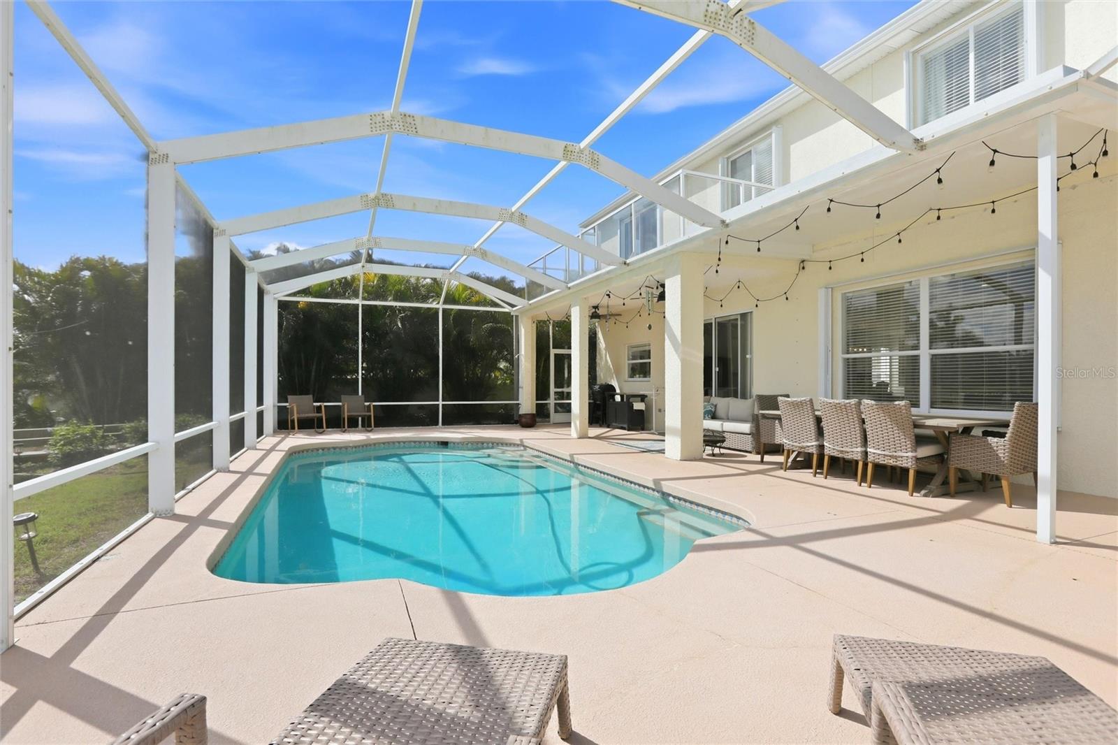 Image 54 of 68 For 6007 43rd Court E