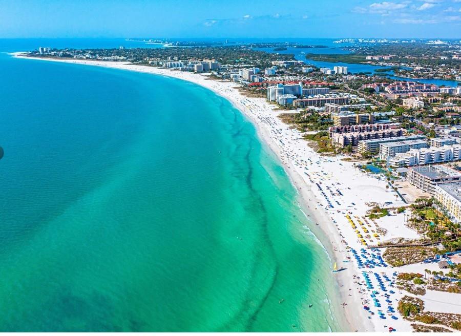 Image 46 of 49 For 4456 Streamside Court 1605