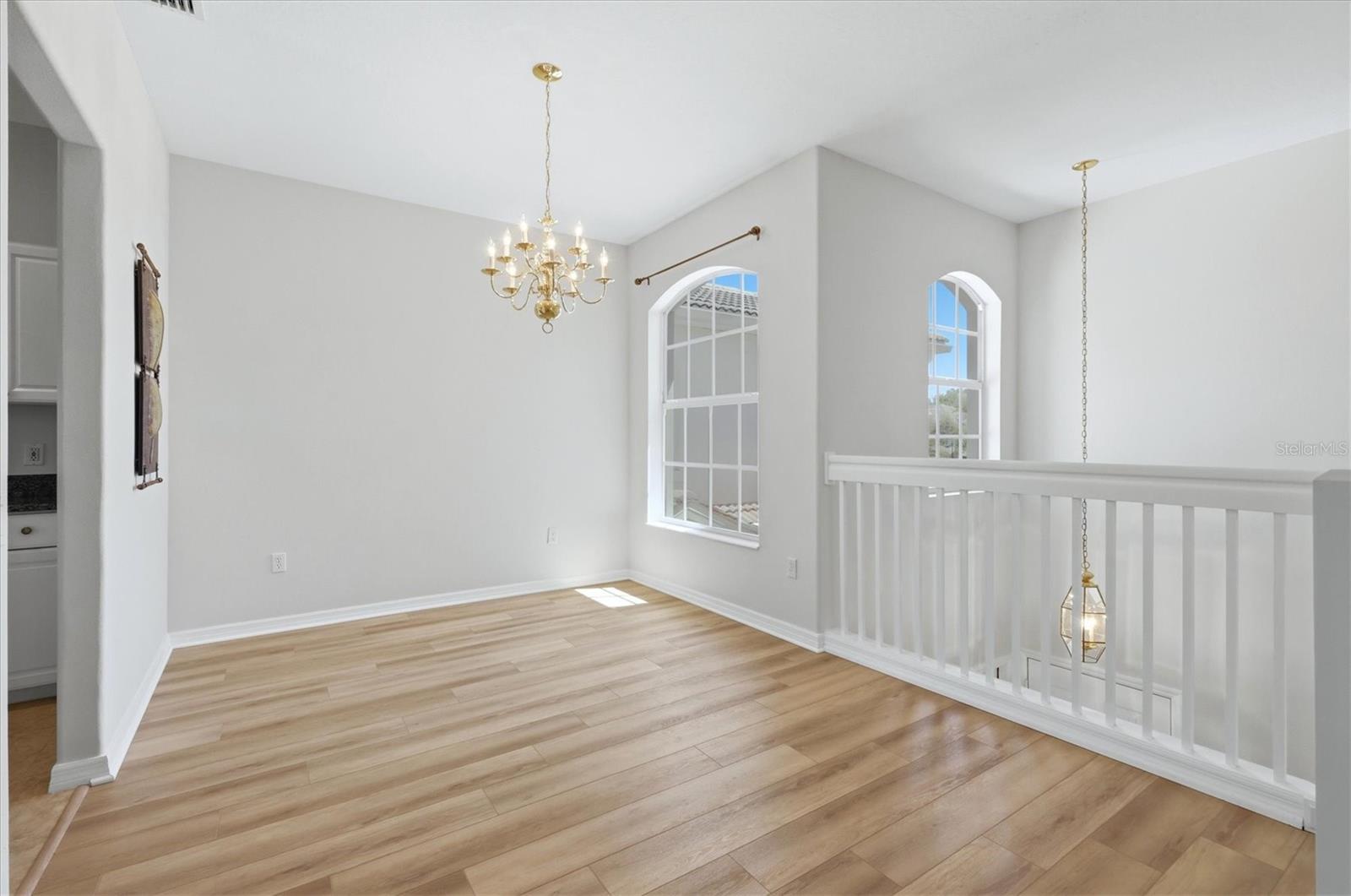 Image 9 of 49 For 4456 Streamside Court 1605