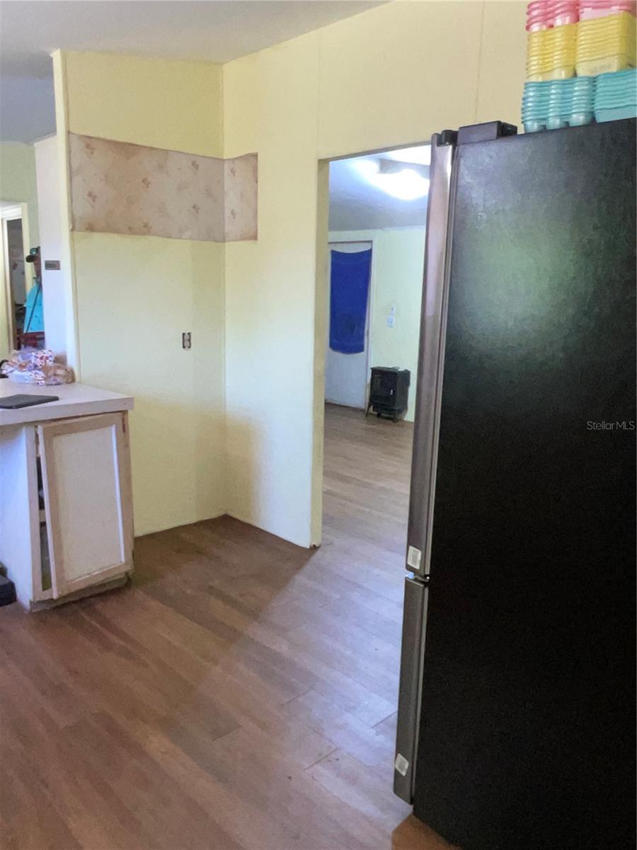 Image 4 of 19 For 2735 Buck Drive