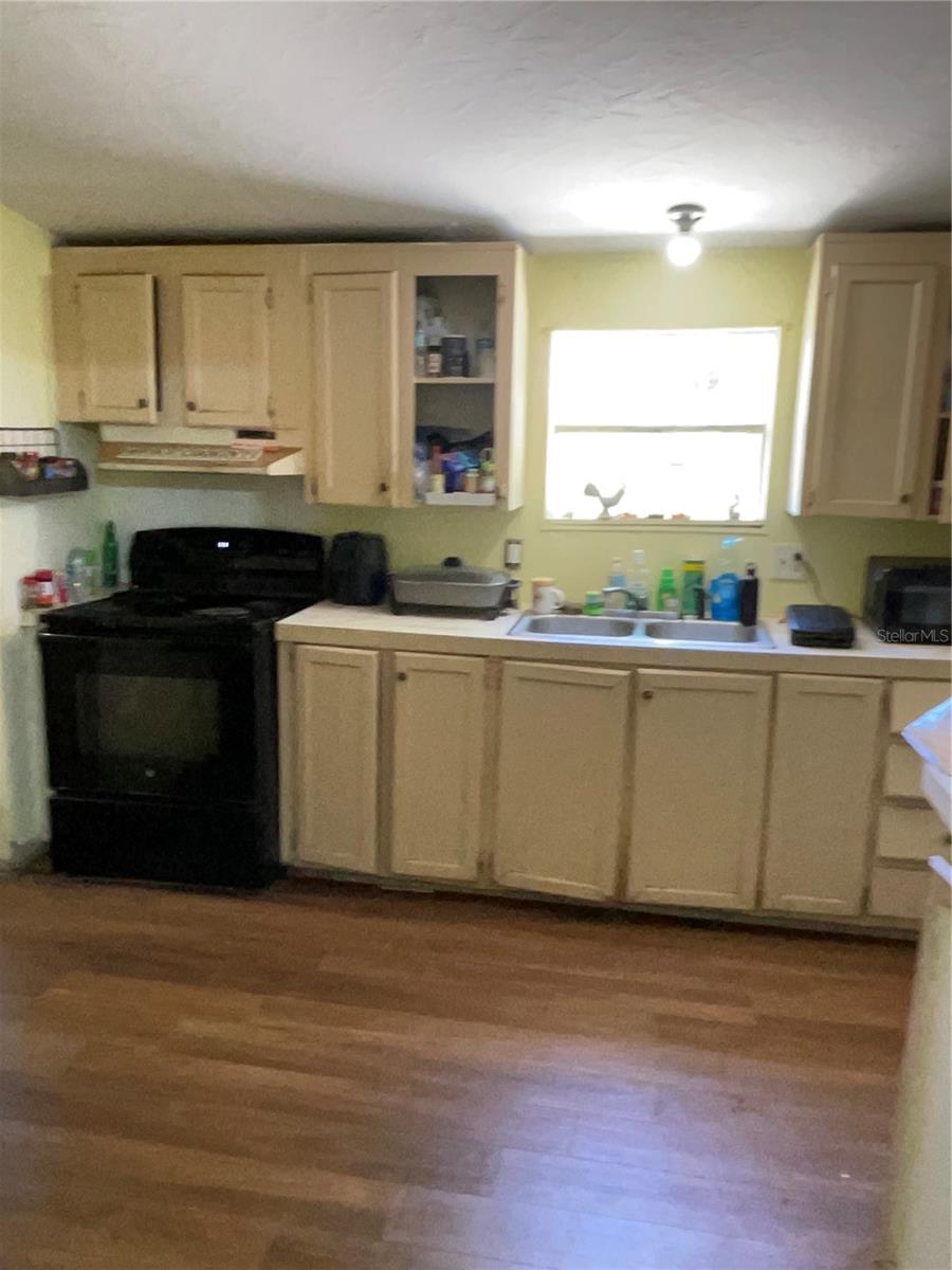 Image 5 of 19 For 2735 Buck Drive