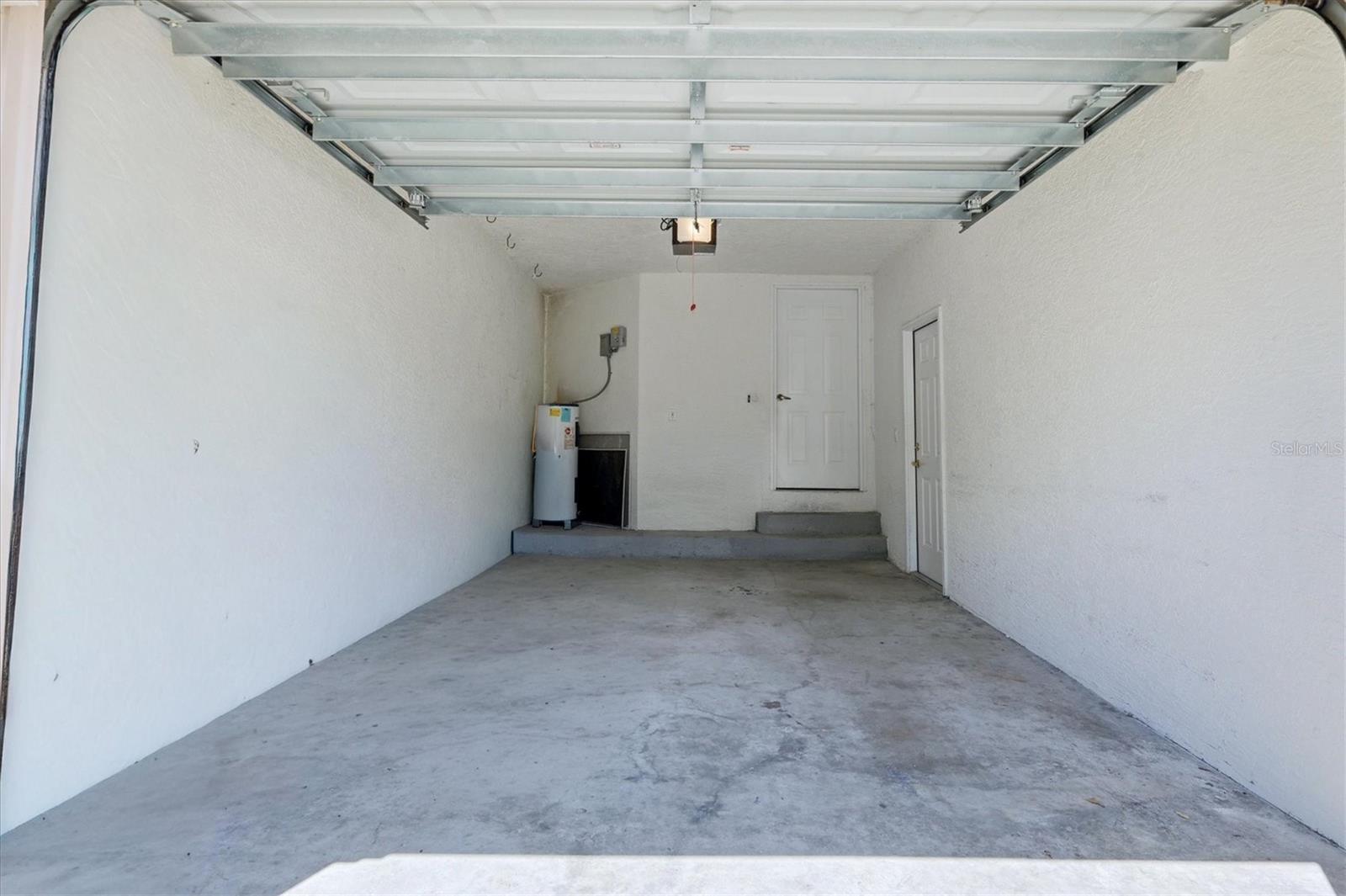 Image 22 of 41 For 4456 Streamside Court 1605