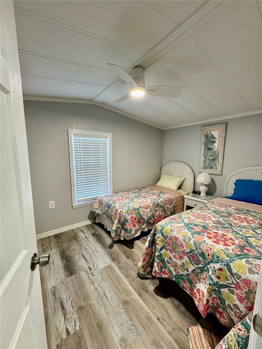 Image 15 of 25 For 3024 Sunny Harbor Drive