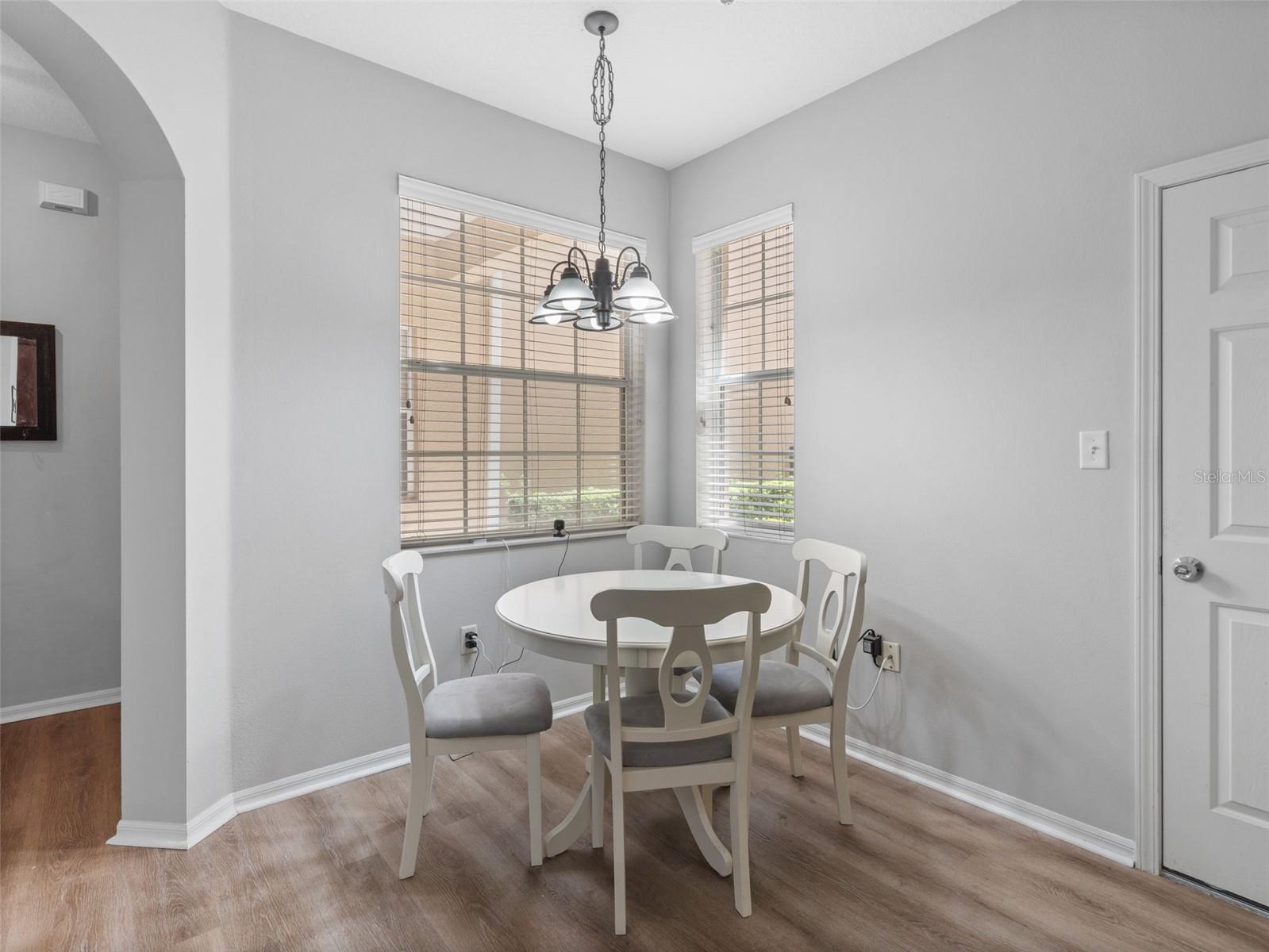 Image 10 of 36 For 3831 Parkridge Circle 1-104