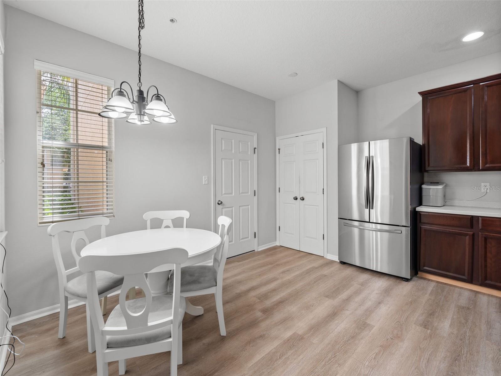 Image 9 of 36 For 3831 Parkridge Circle 1-104