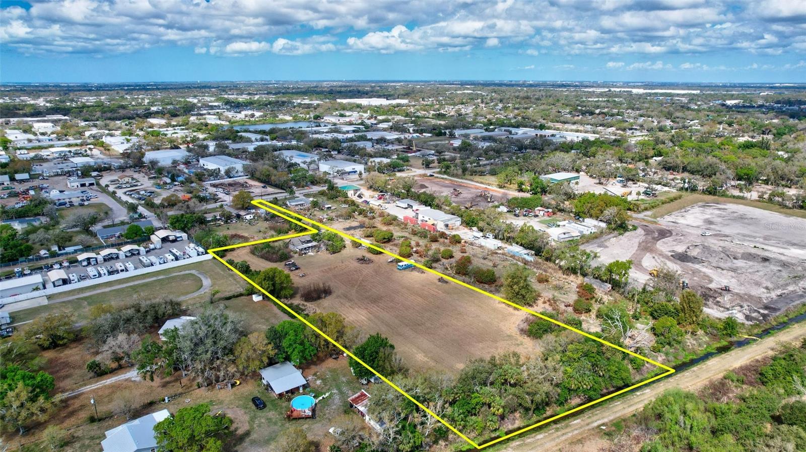 Image 3 of 12 For 6115 33rd Street E