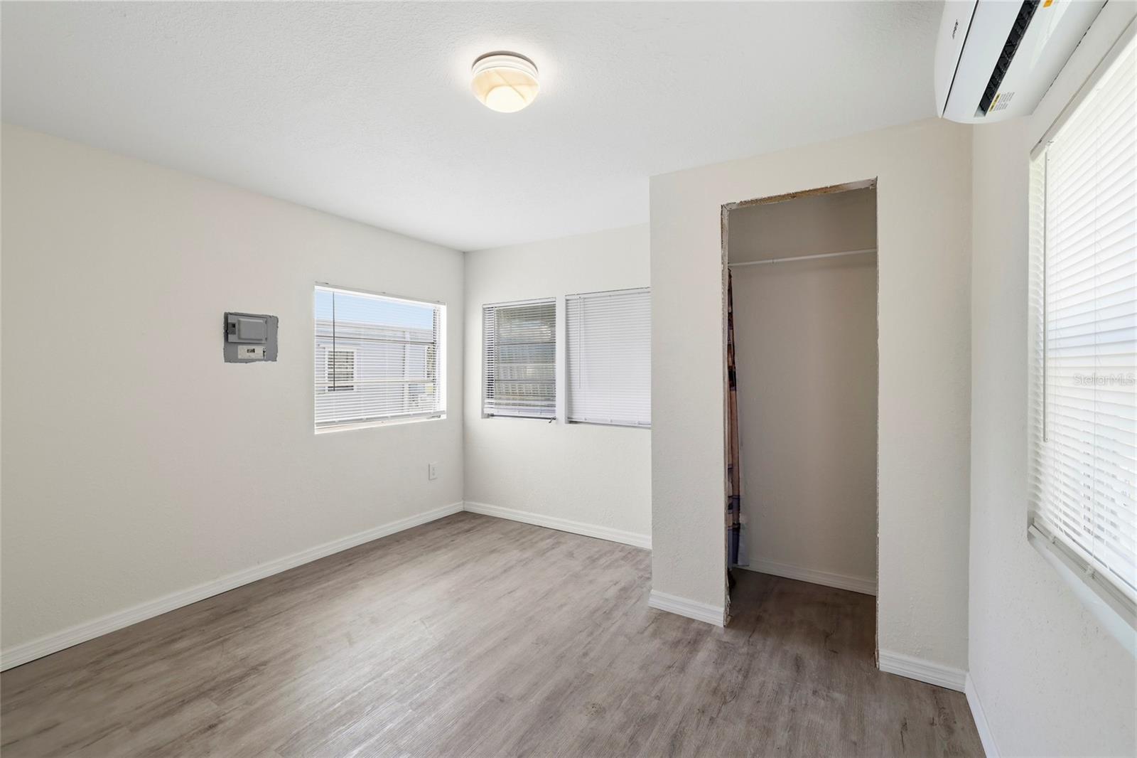 Image 16 of 20 For 3300 Coquina Esplanade