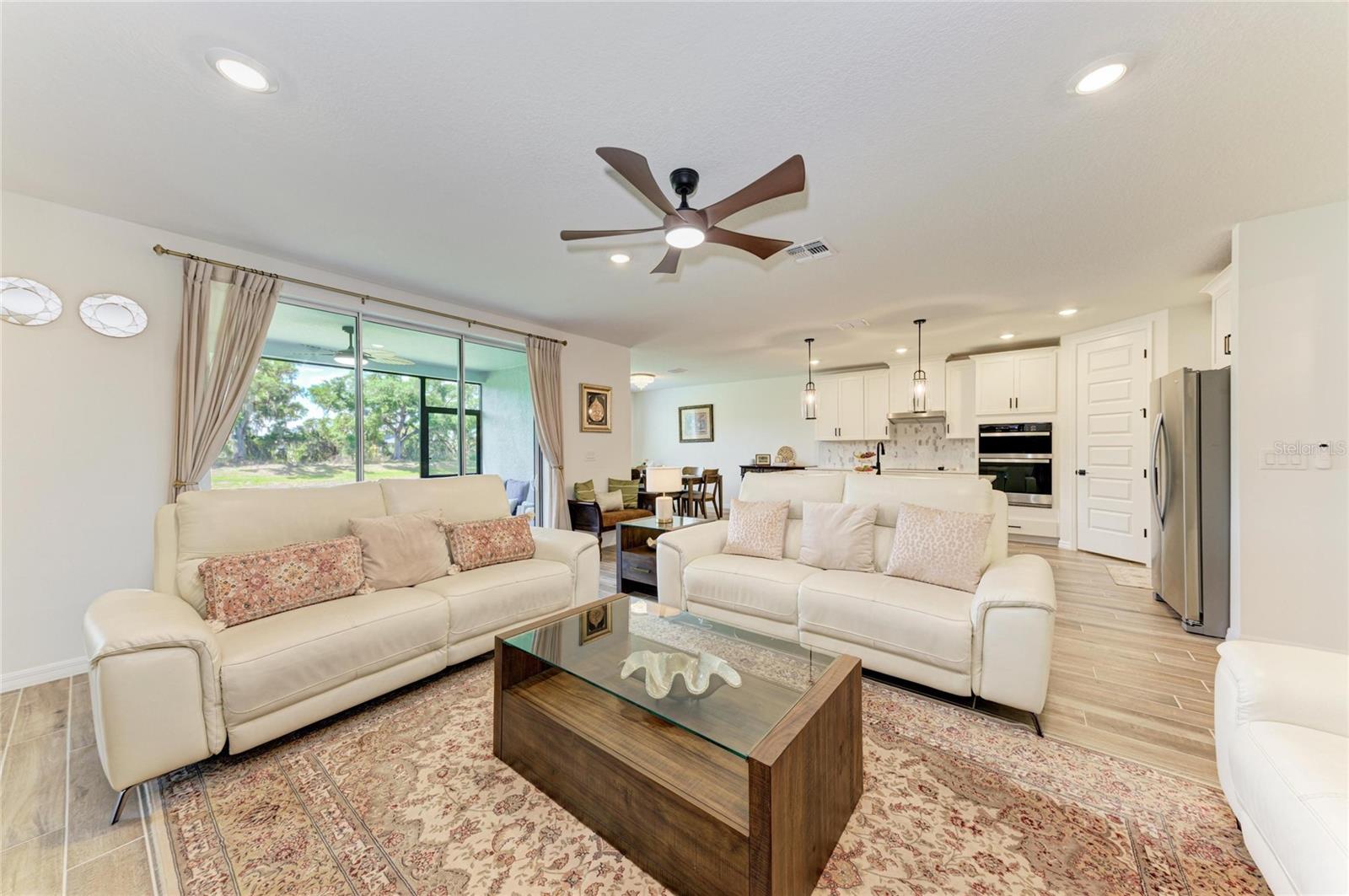 Image 16 of 78 For 14023 Kelly Park Court