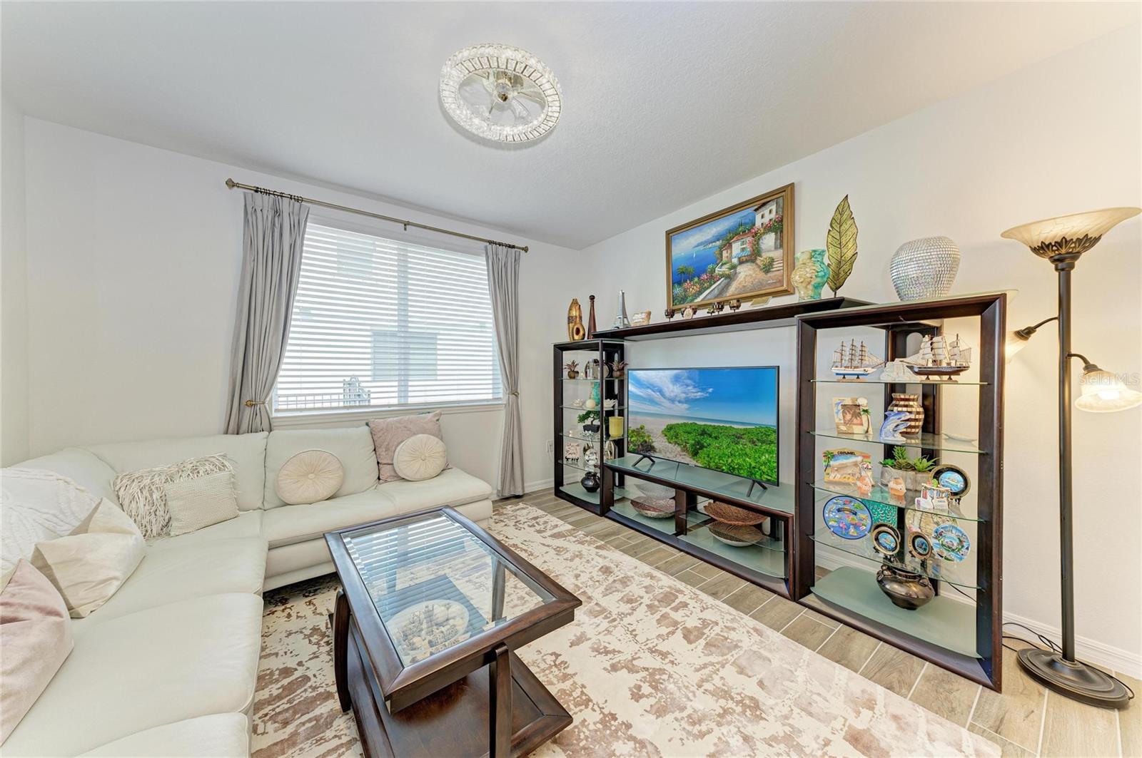 Image 32 of 78 For 14023 Kelly Park Court