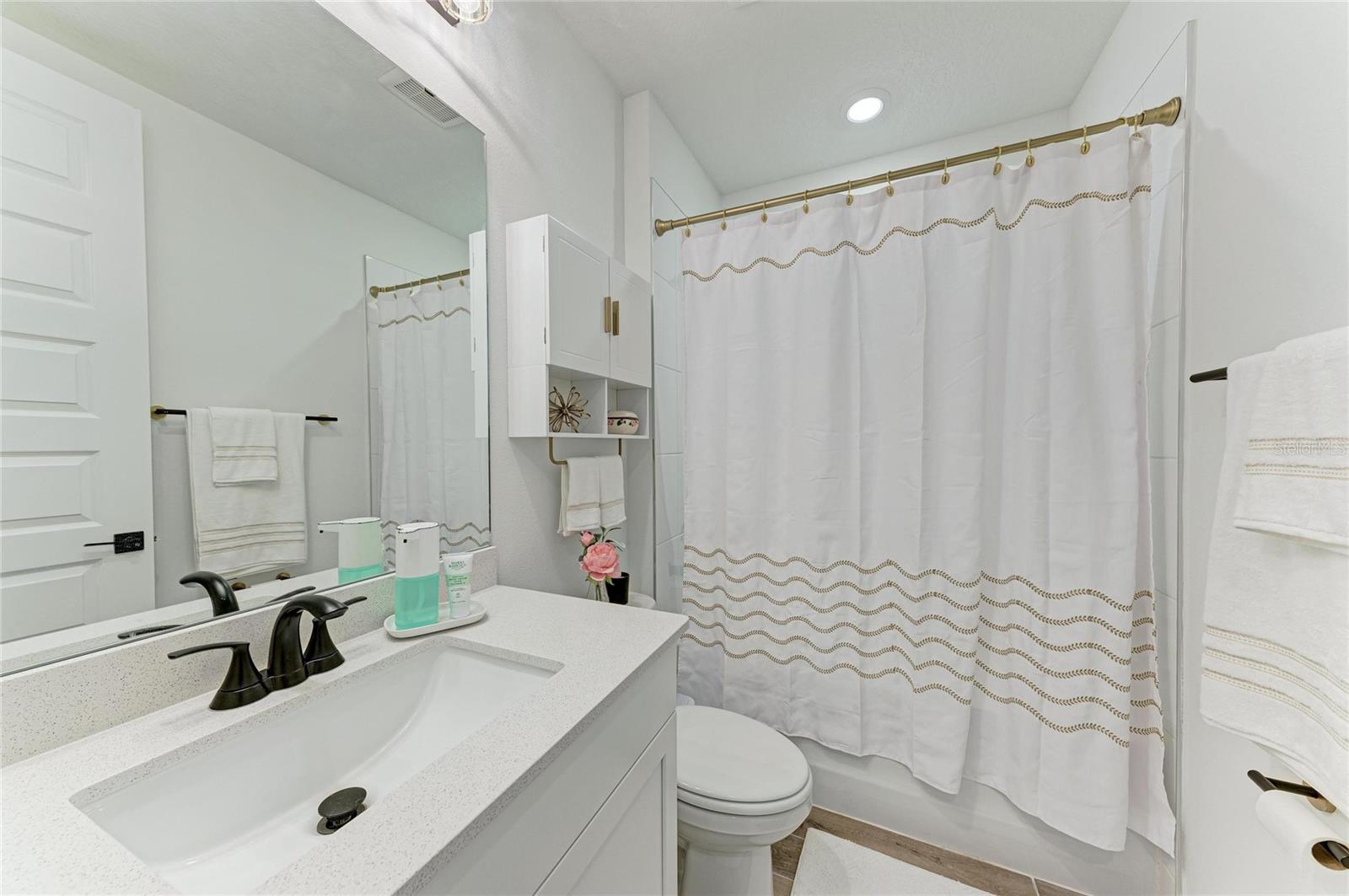 Image 40 of 78 For 14023 Kelly Park Court