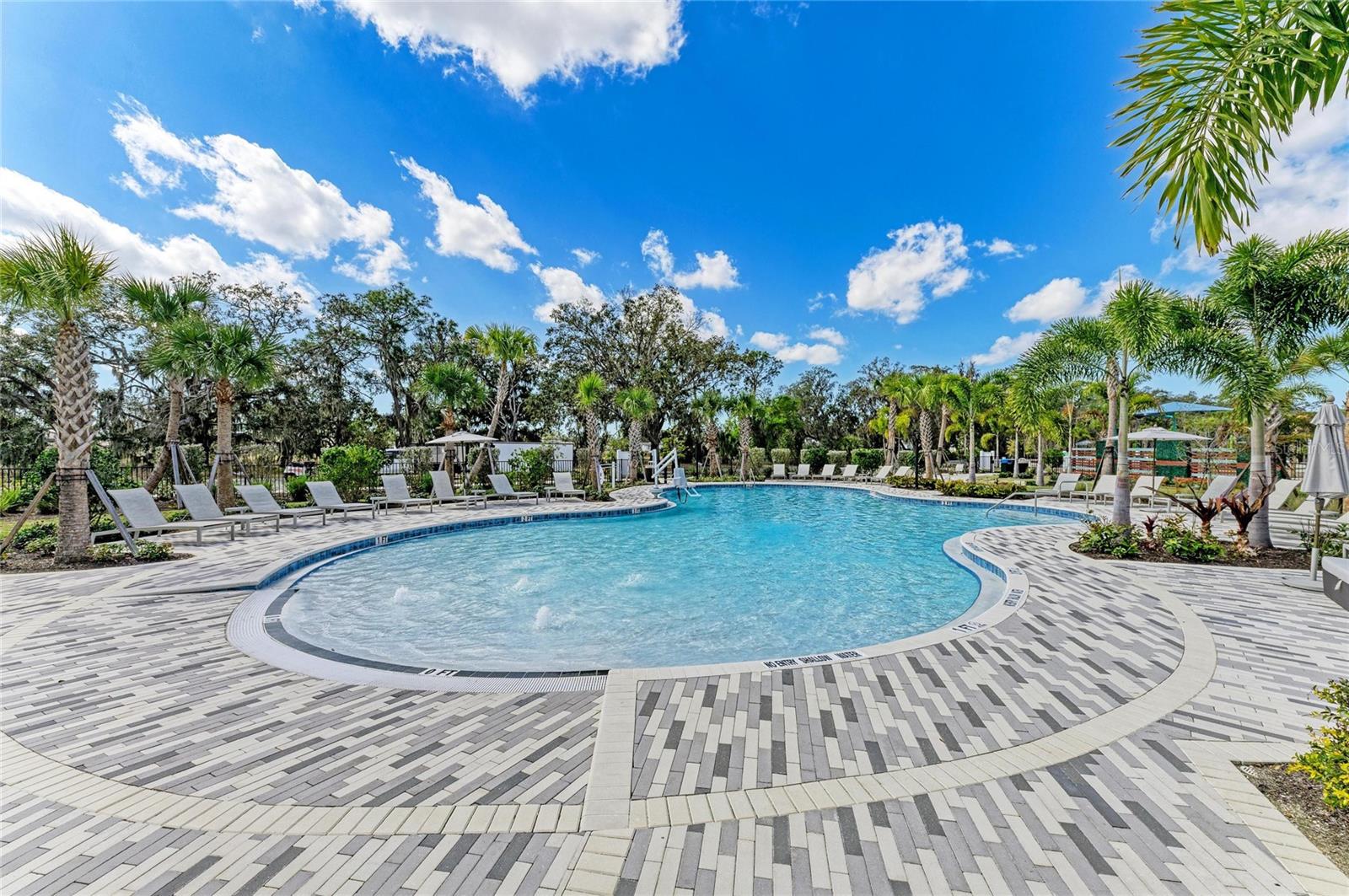 Image 50 of 78 For 14023 Kelly Park Court