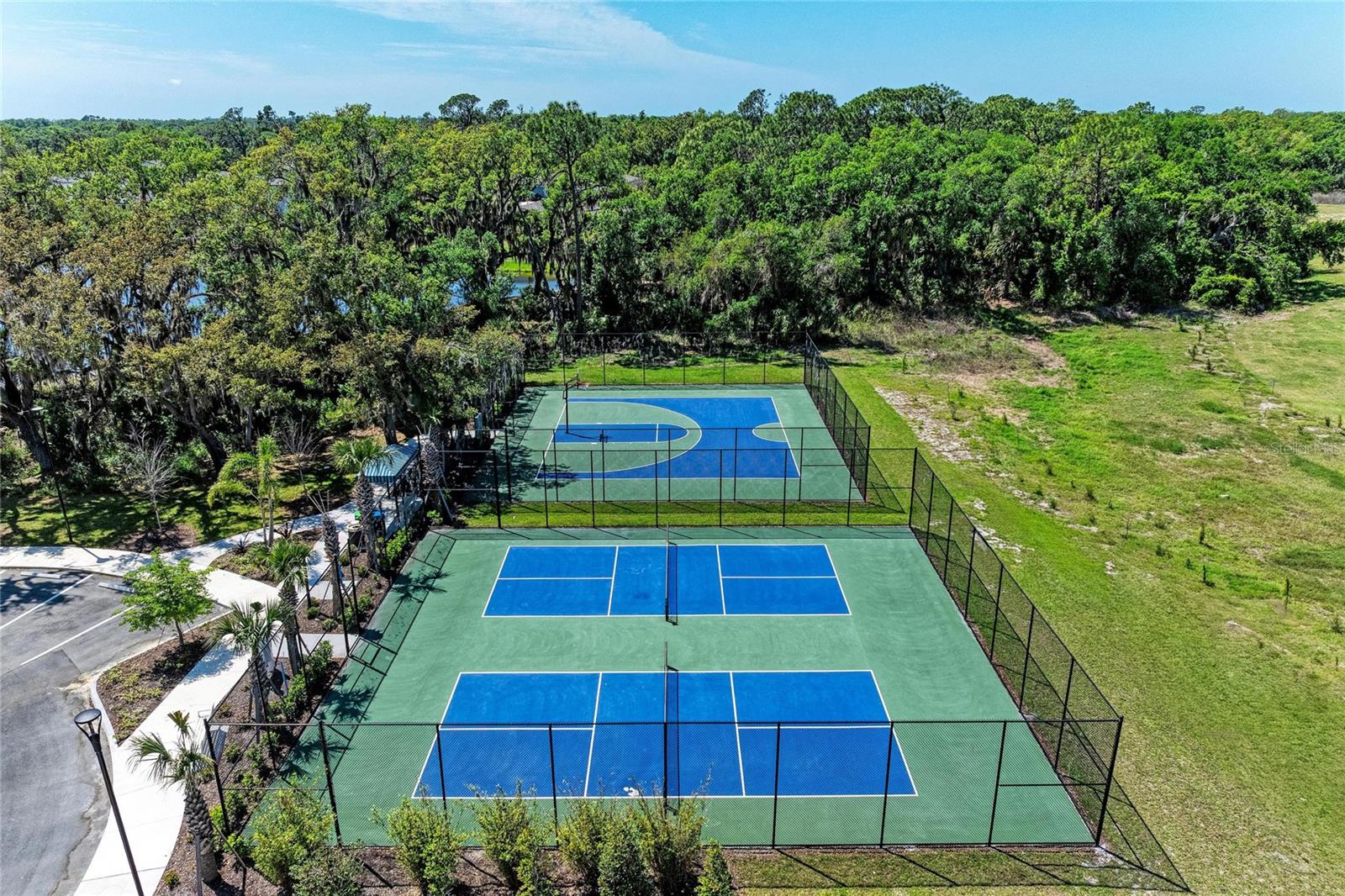 Image 54 of 78 For 14023 Kelly Park Court