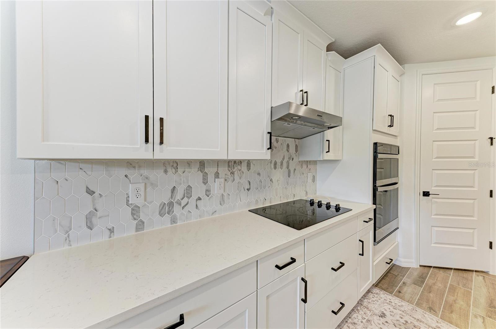 Image 9 of 78 For 14023 Kelly Park Court