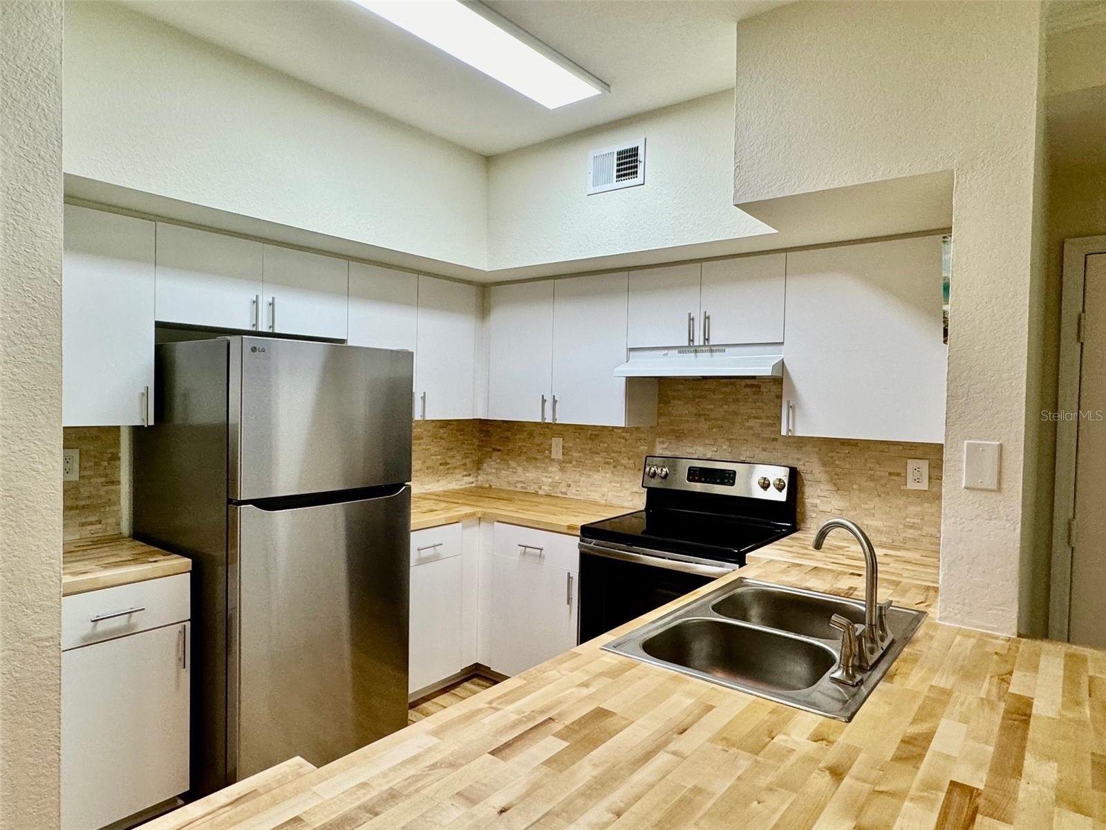 Image 34 of 37 For 4110 Central Sarasota Parkway 125