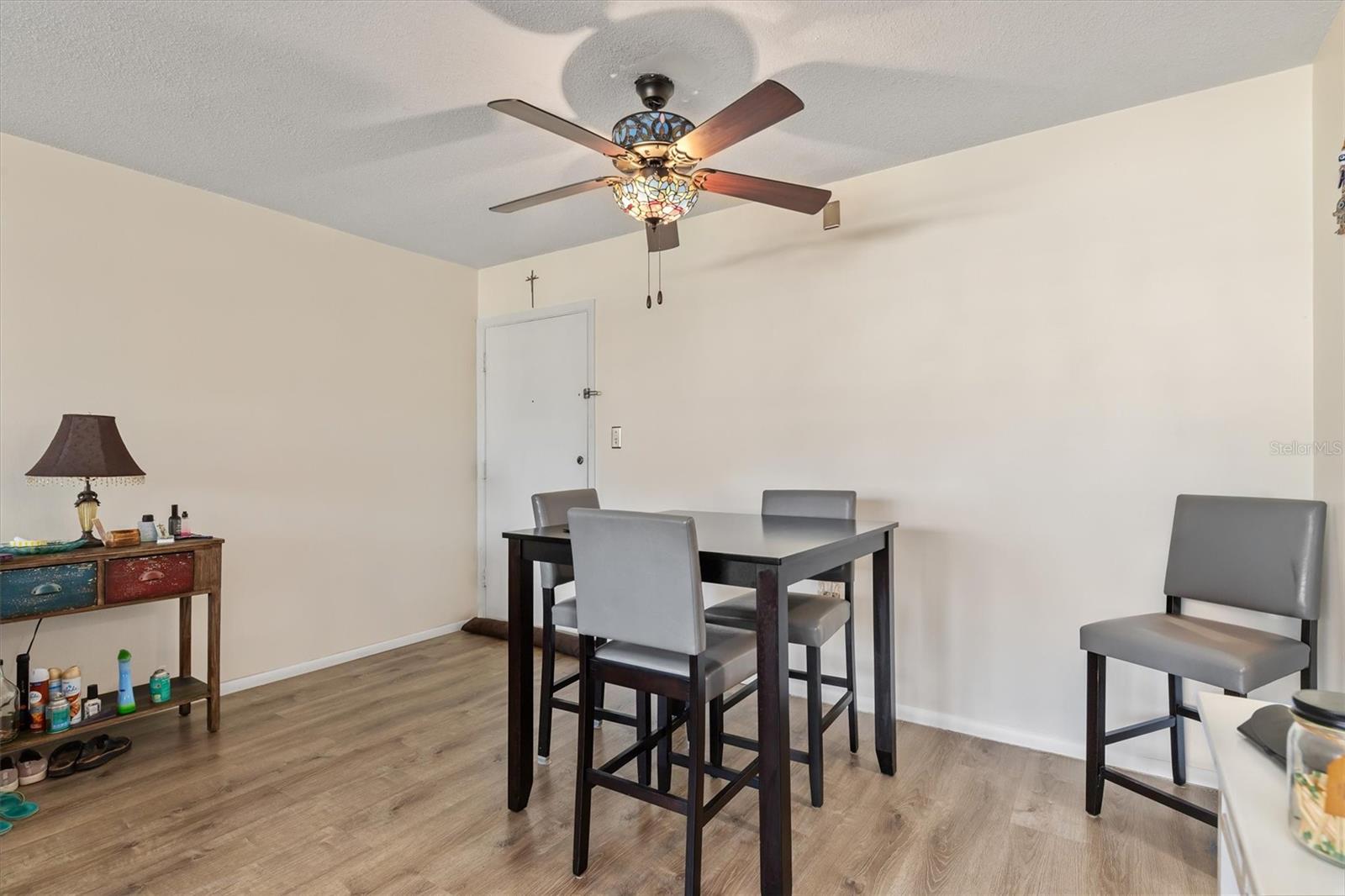 Image 15 of 38 For 2437 Harbor Boulevard 204