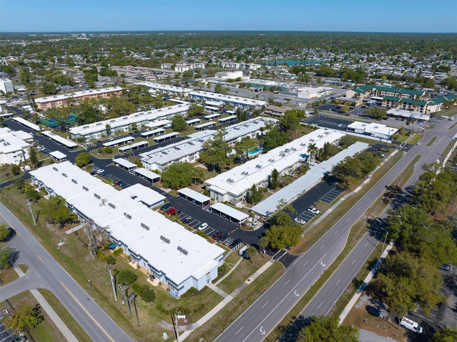 Image 33 of 38 For 2437 Harbor Boulevard 204