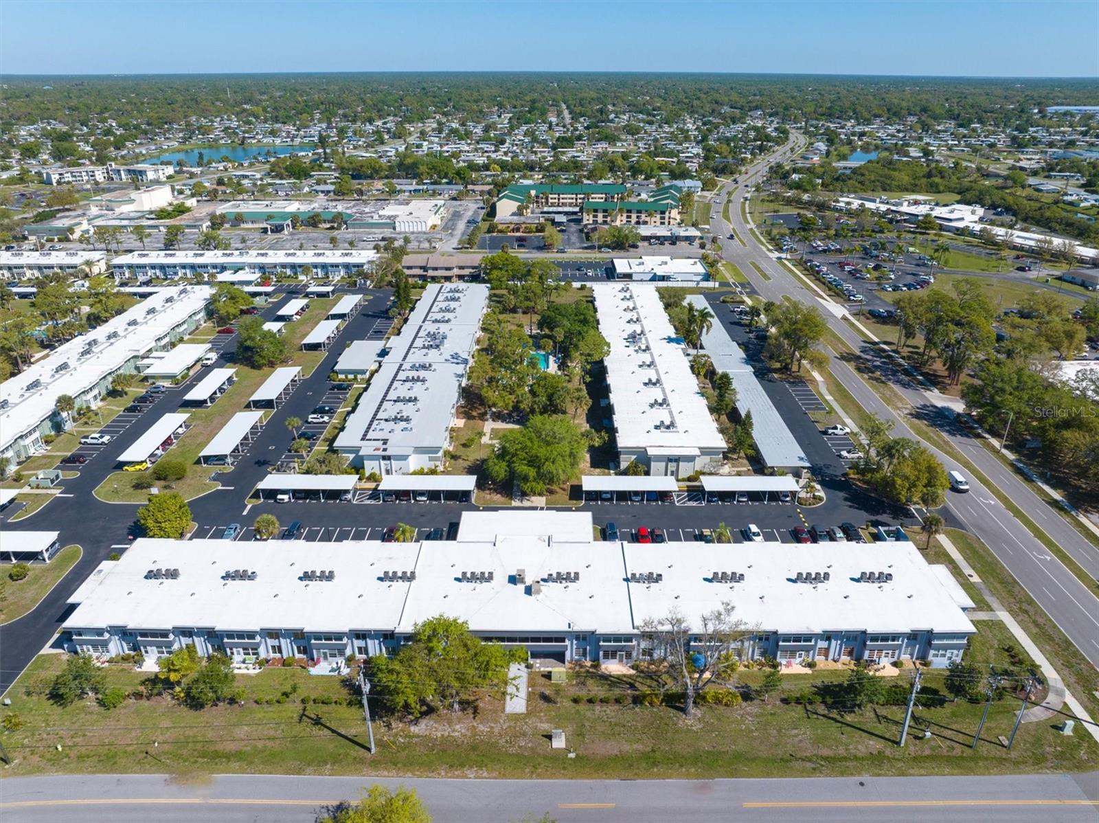 Image 34 of 38 For 2437 Harbor Boulevard 204