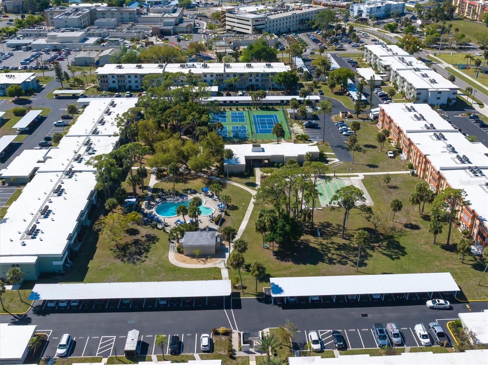 Image 37 of 38 For 2437 Harbor Boulevard 204