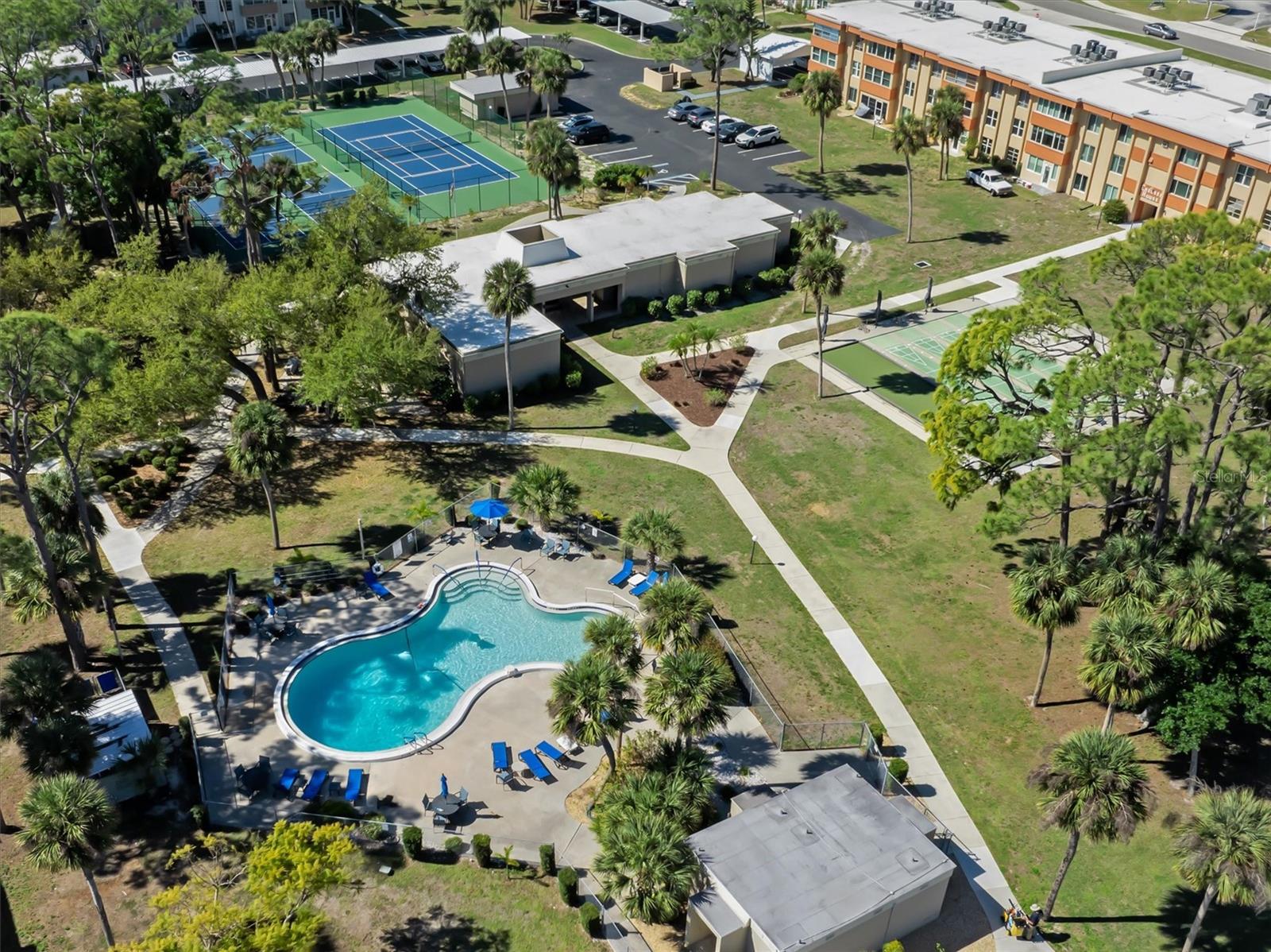 Image 38 of 38 For 2437 Harbor Boulevard 204