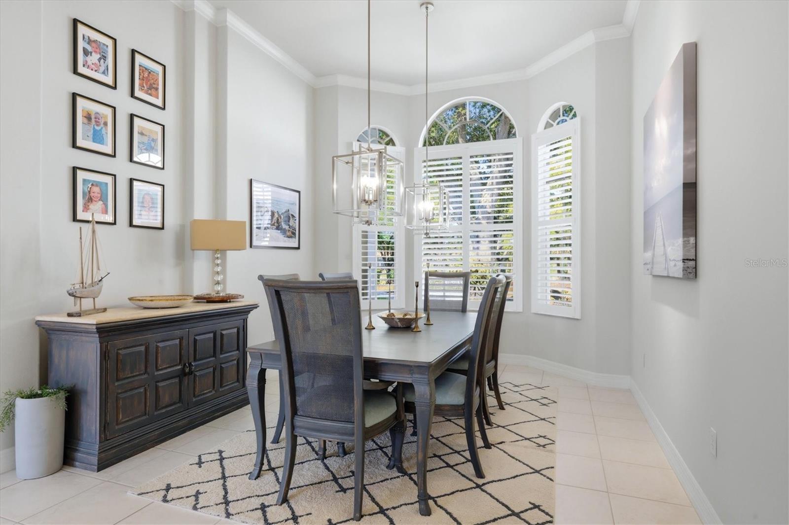 Image 11 of 100 For 19 Cayman Isles Boulevard