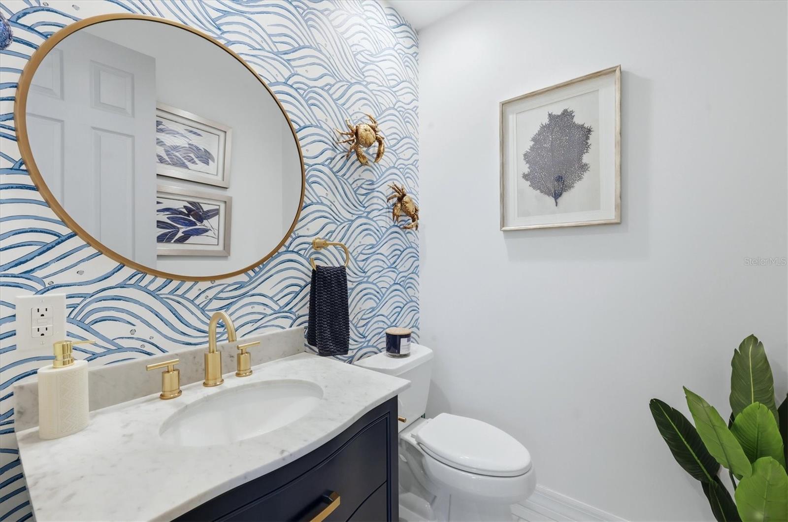 Image 18 of 100 For 19 Cayman Isles Boulevard