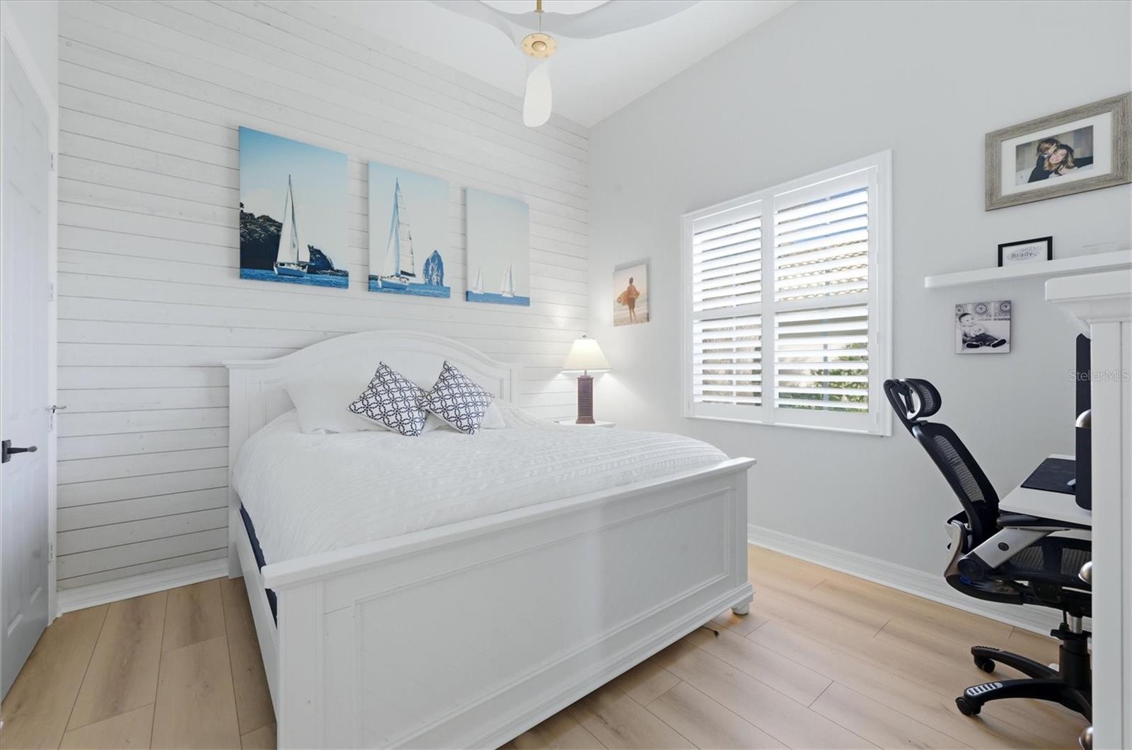 Image 28 of 100 For 19 Cayman Isles Boulevard