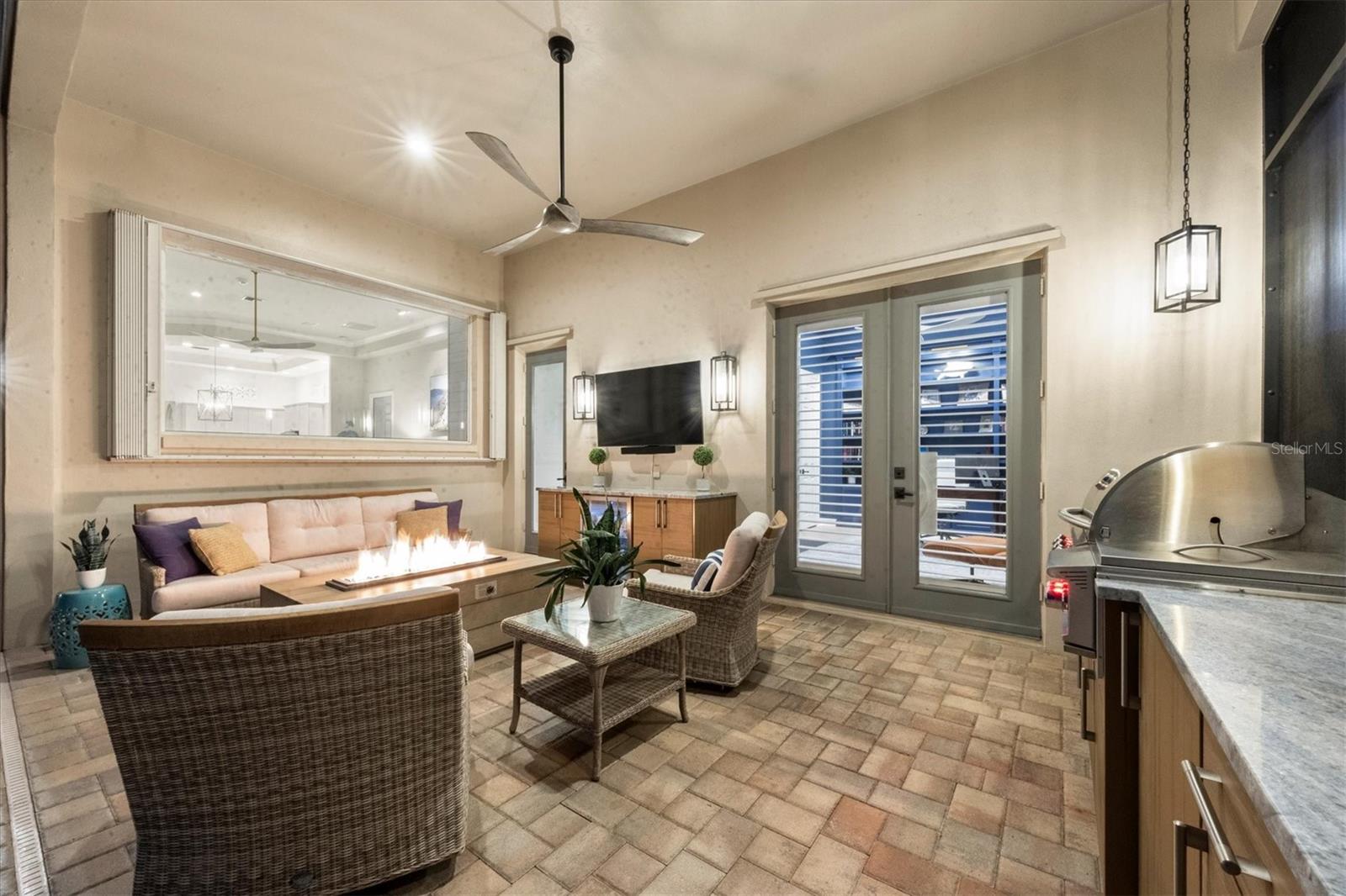 Image 36 of 100 For 19 Cayman Isles Boulevard