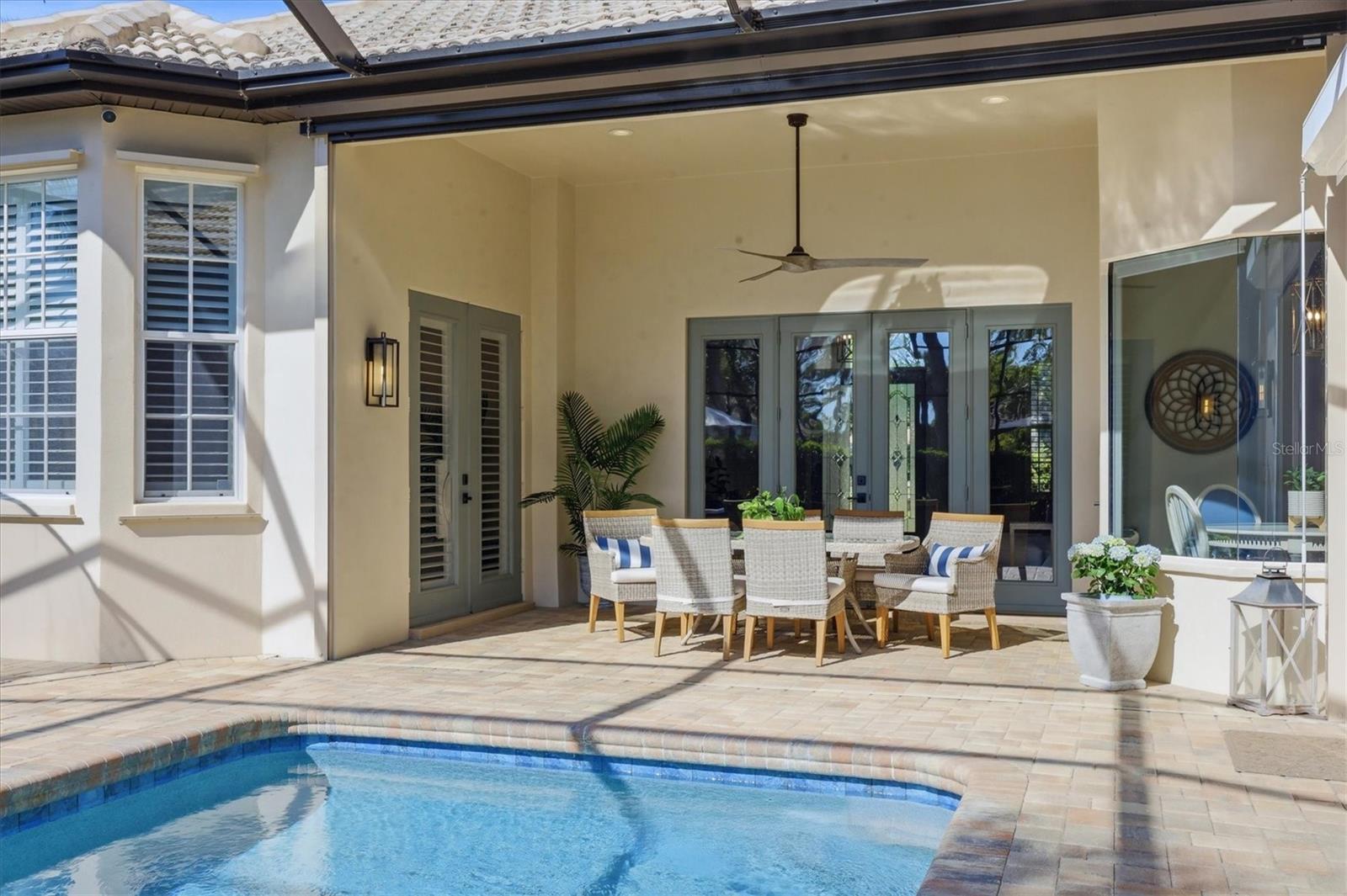 Image 41 of 100 For 19 Cayman Isles Boulevard