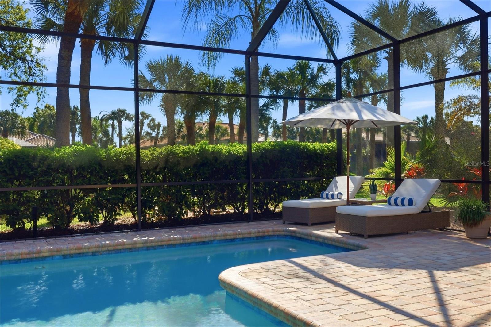 Image 45 of 100 For 19 Cayman Isles Boulevard