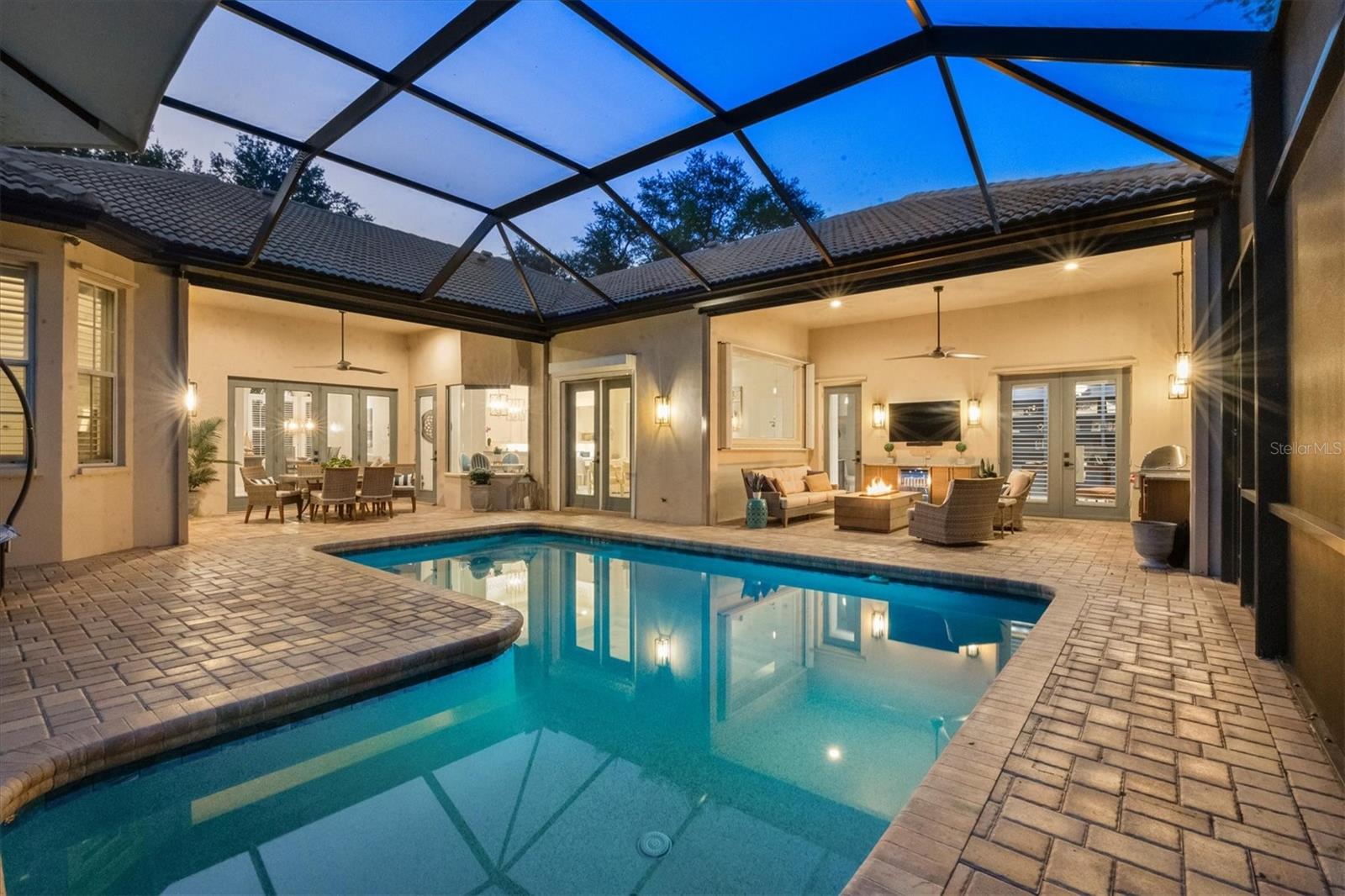 Image 50 of 100 For 19 Cayman Isles Boulevard