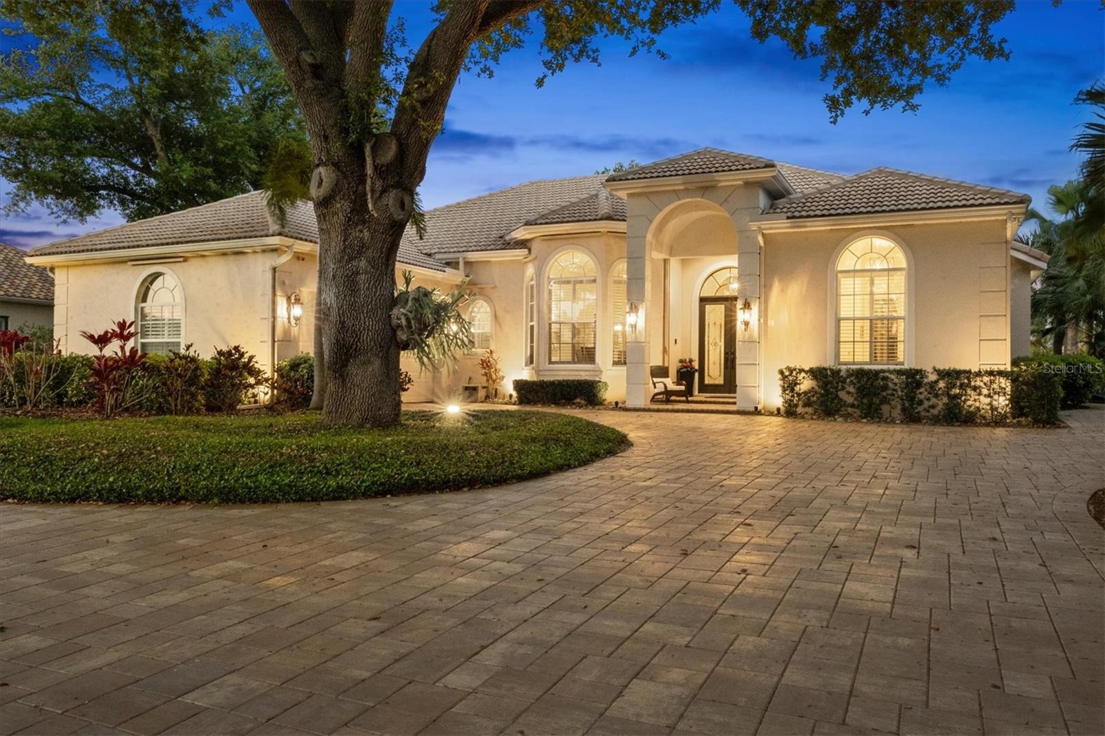 Image 68 of 100 For 19 Cayman Isles Boulevard