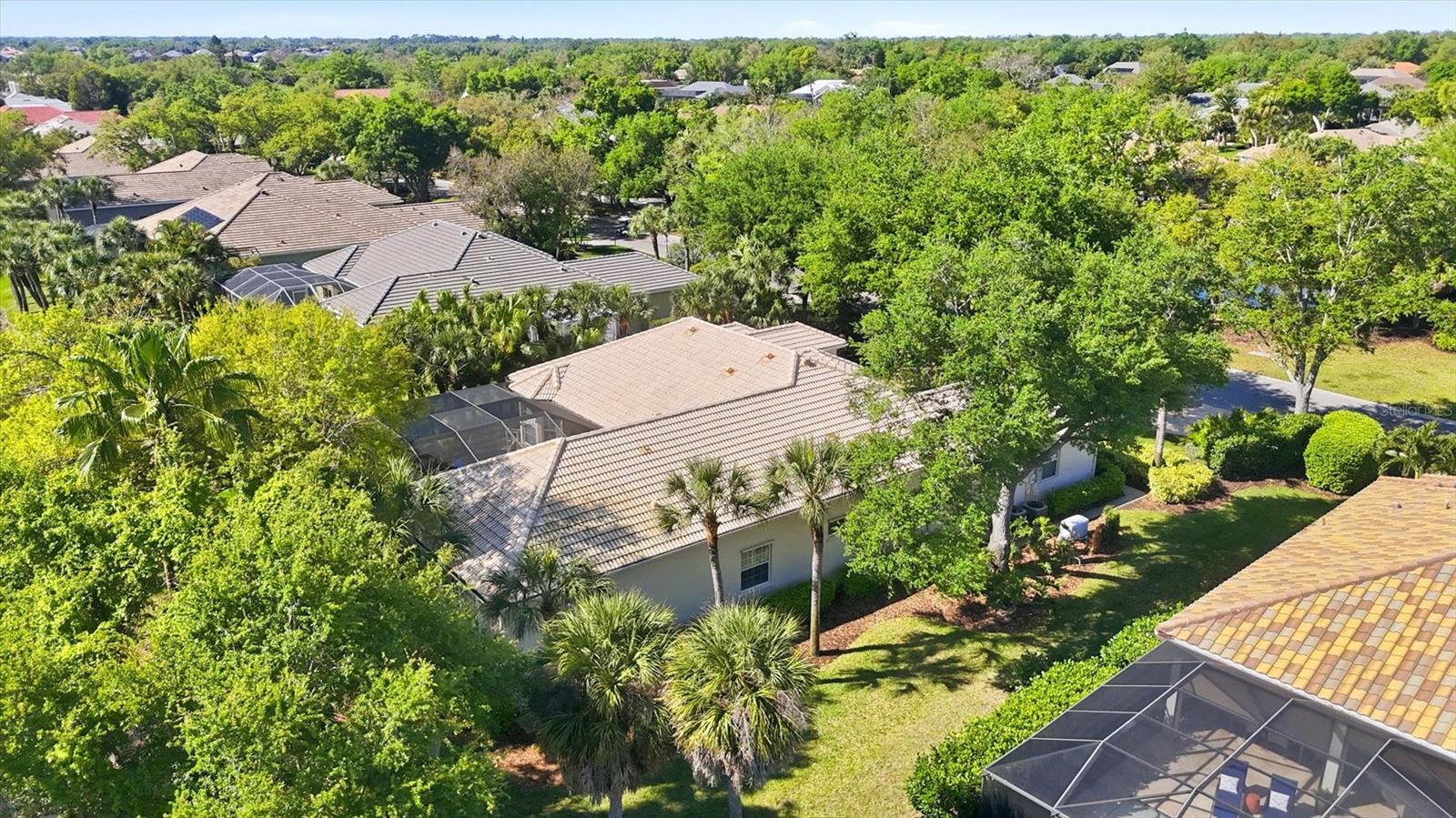 Image 73 of 100 For 19 Cayman Isles Boulevard