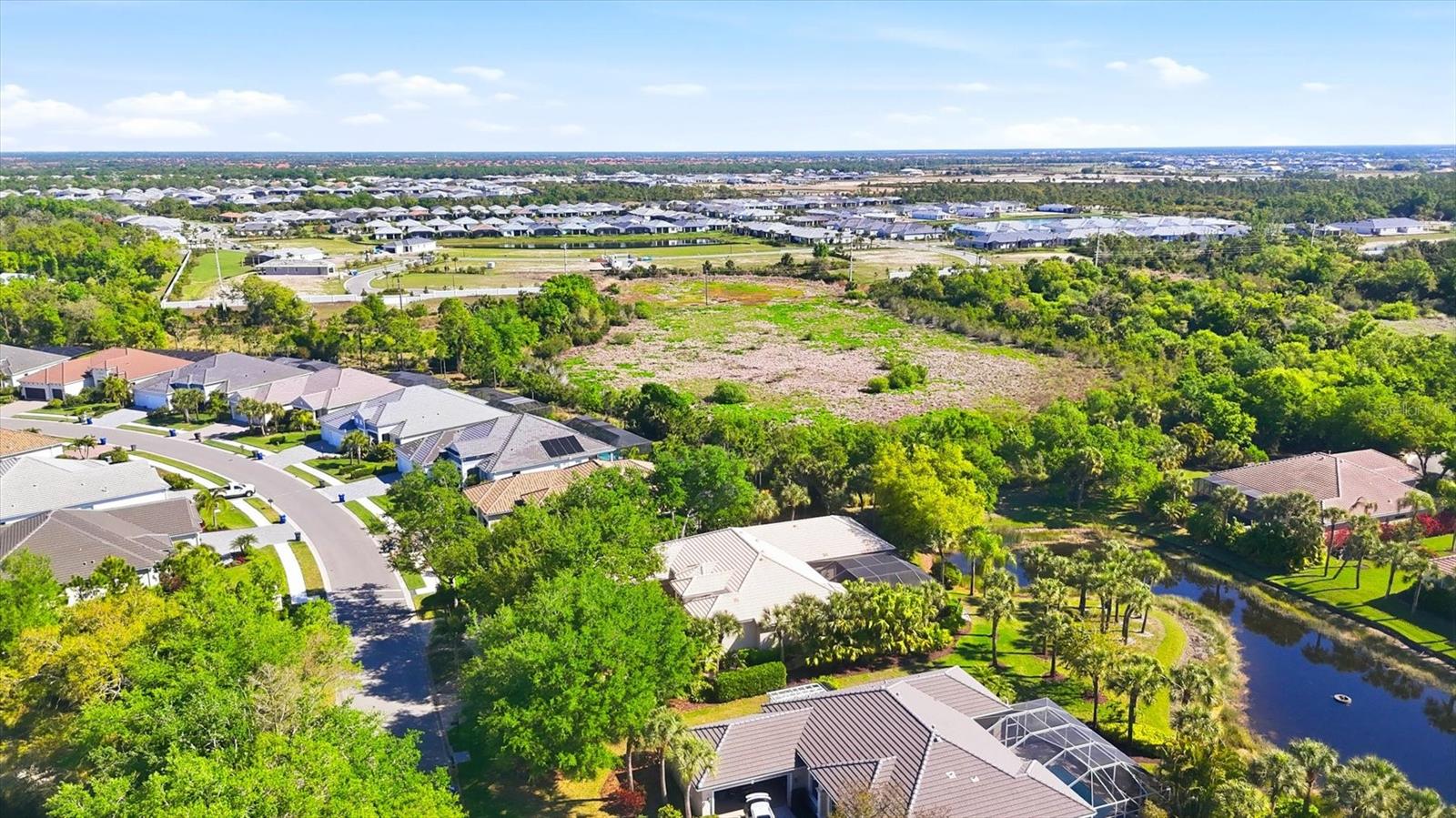 Image 78 of 100 For 19 Cayman Isles Boulevard