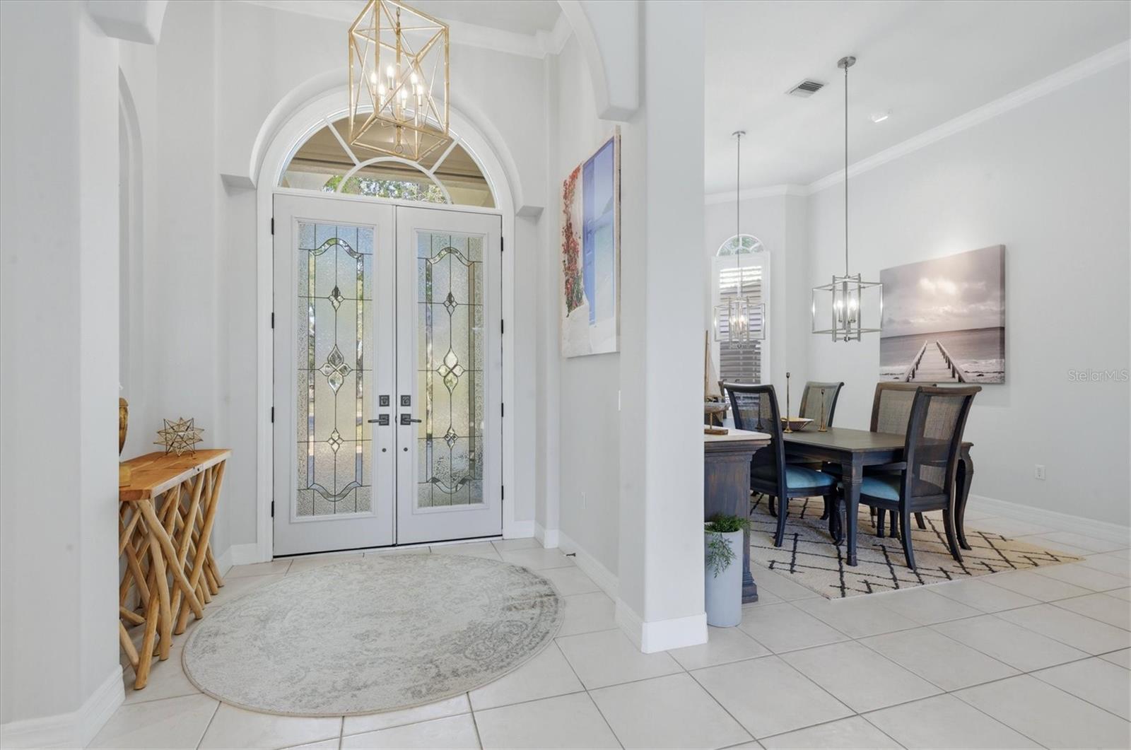 Image 8 of 100 For 19 Cayman Isles Boulevard