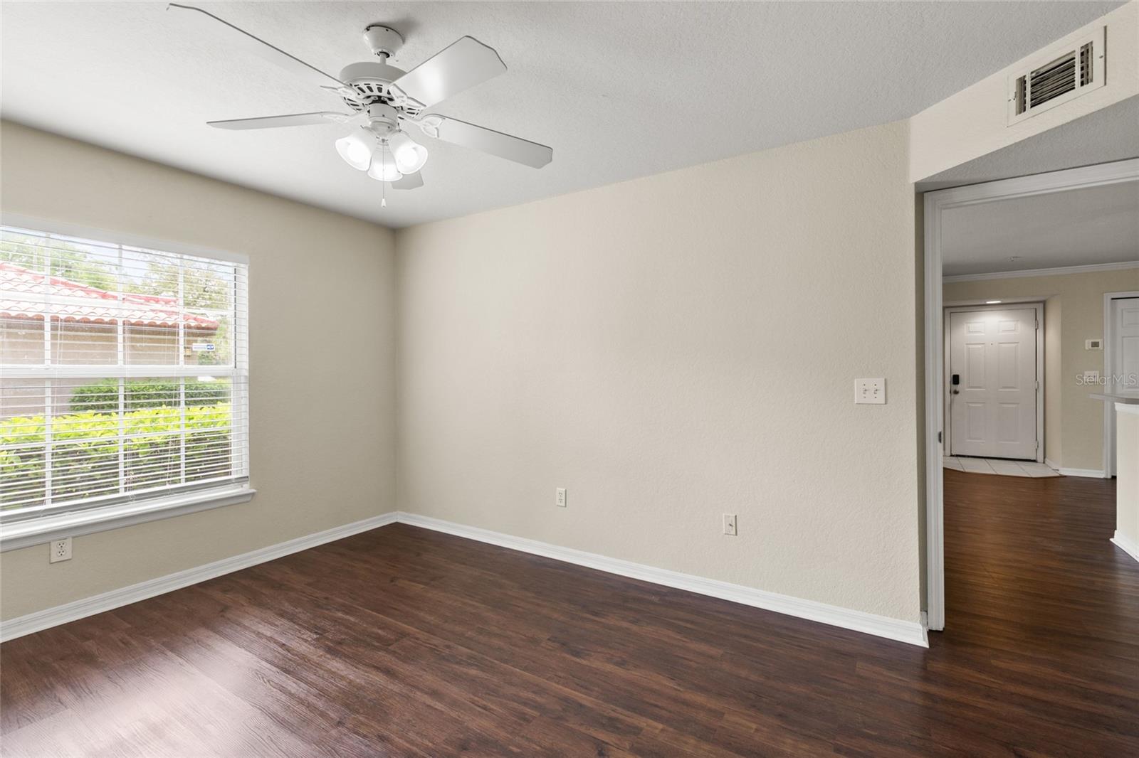 Image 10 of 25 For 18106 Peregrines Perch Place 5104