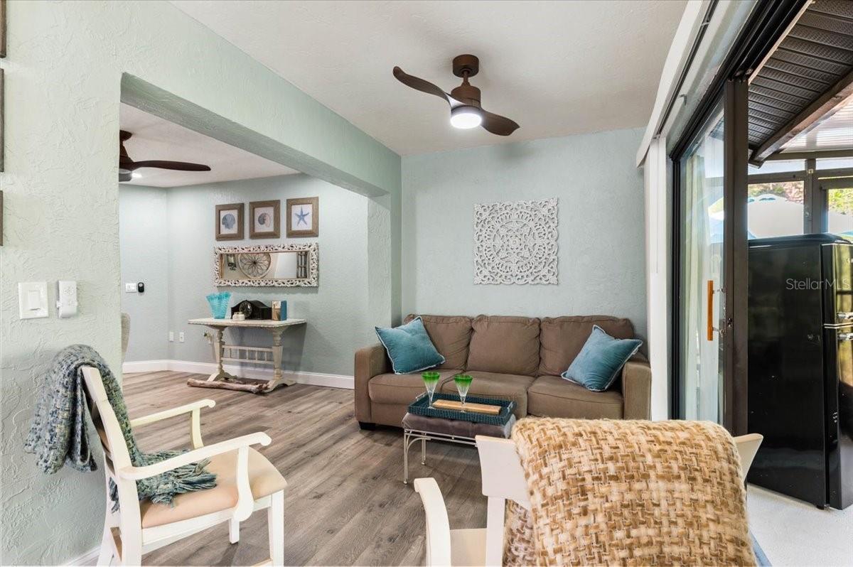 Image 14 of 52 For 286 Laurel Hollow Drive