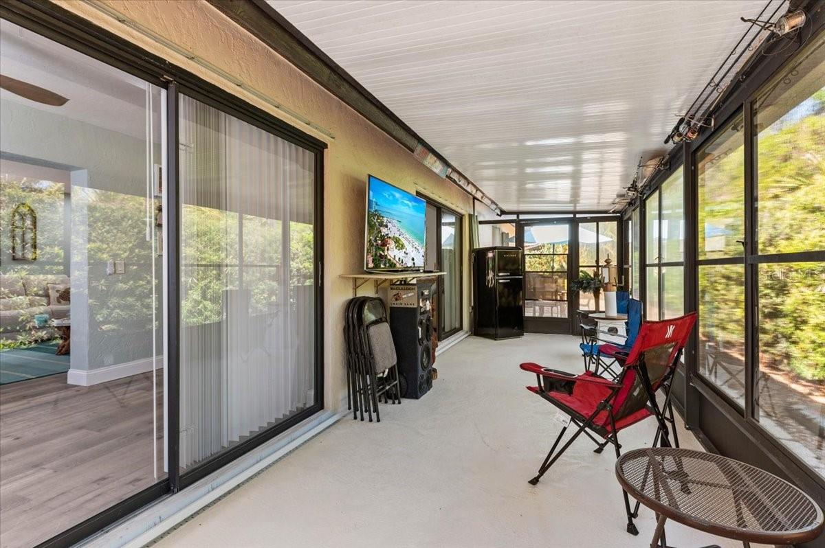 Image 25 of 52 For 286 Laurel Hollow Drive