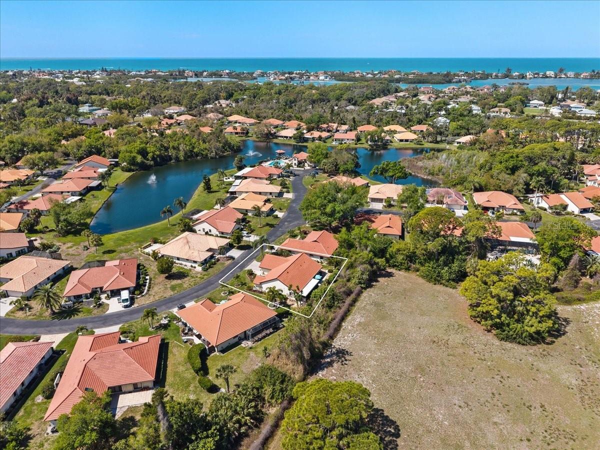 Image 34 of 52 For 286 Laurel Hollow Drive